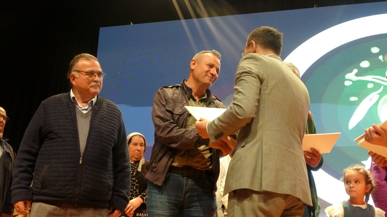 Bu Zeytinyağları Bir Başka.. Birbirinden Kaliteli, Saf Ve Organik