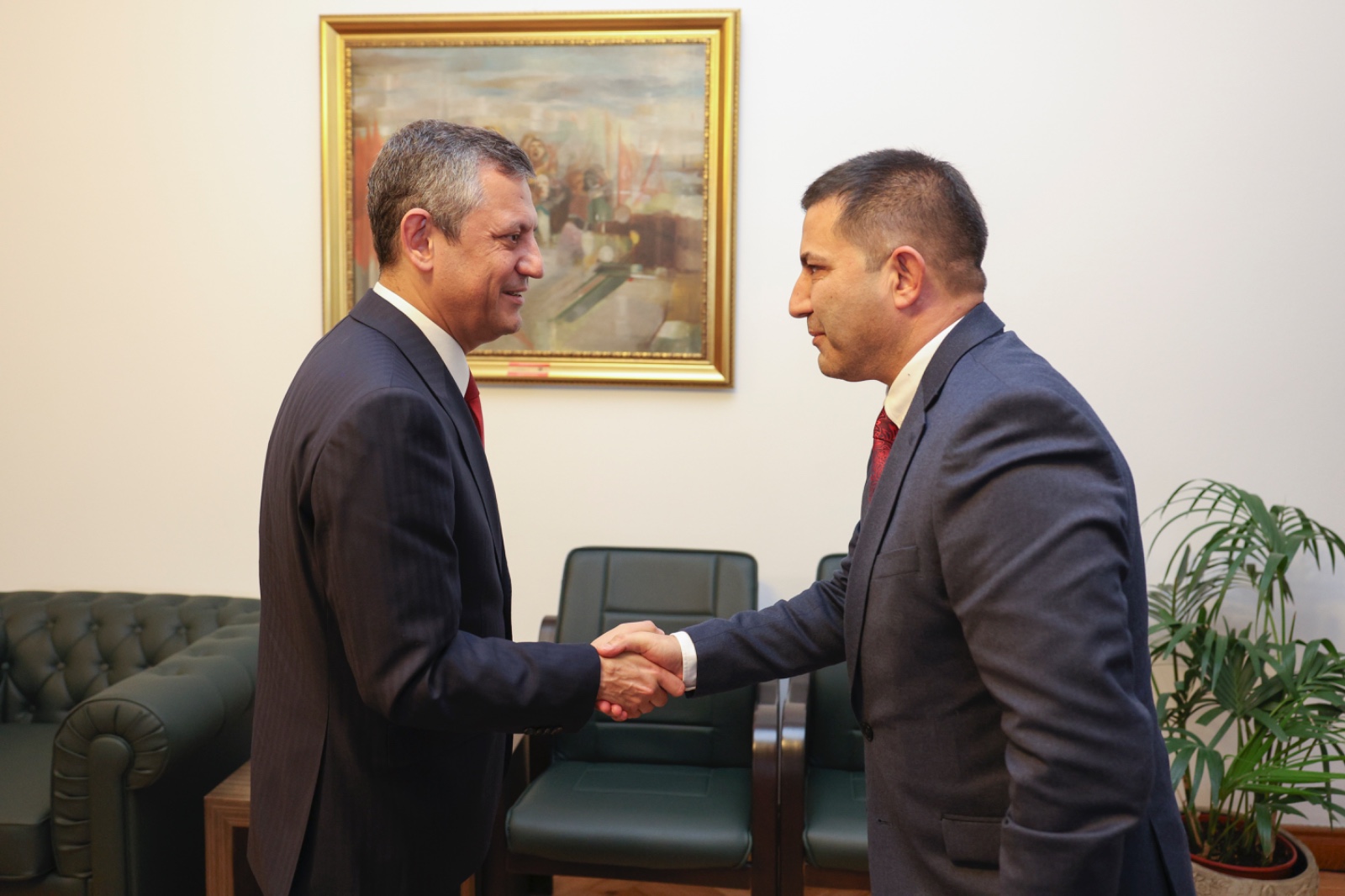 Chp Lideri Özgür Özel’den Kuşadası Çıkarması (2)