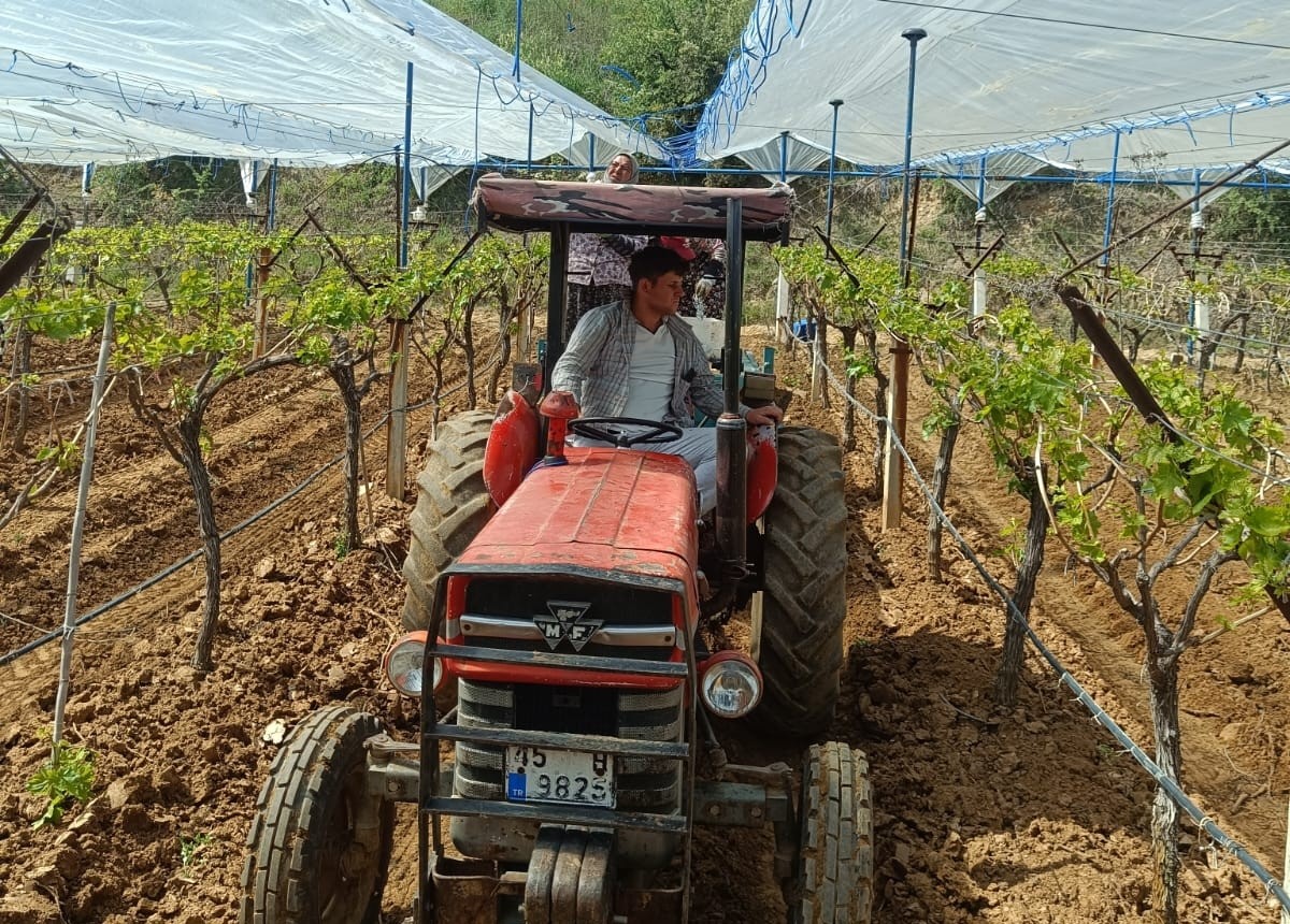 Çiftçilerin Zamanla Yarışı Başladı (3)