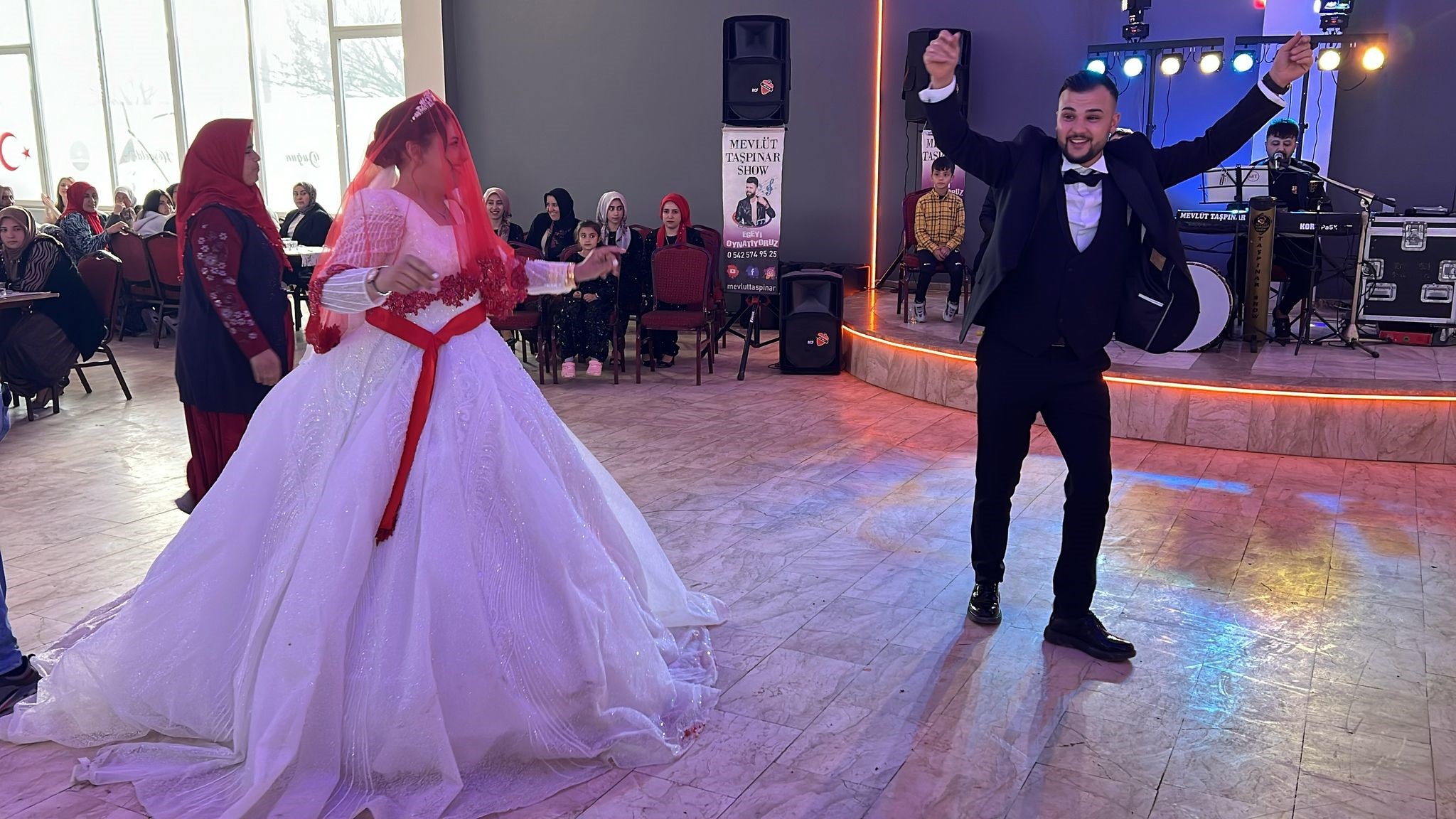 Düğün Masraflarını Azaltmak Için Harekete Geçildi