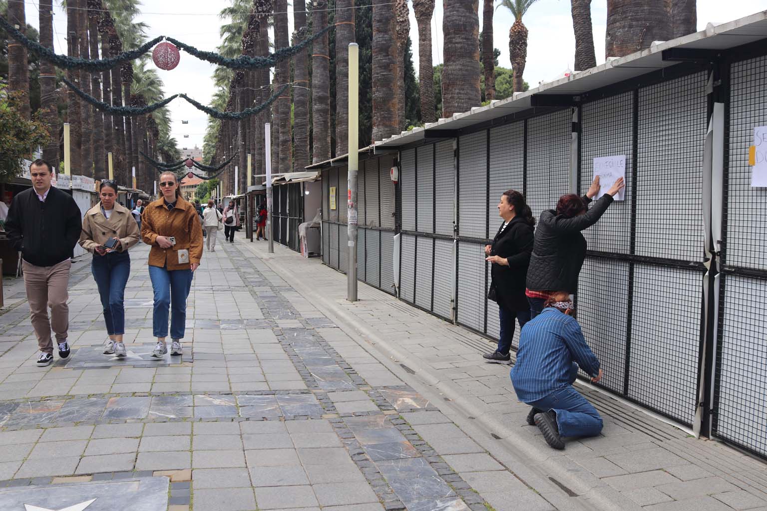 Esnaf Isyan Etti, Belediyeden Kararı Geri Almasını Istiyor (4)