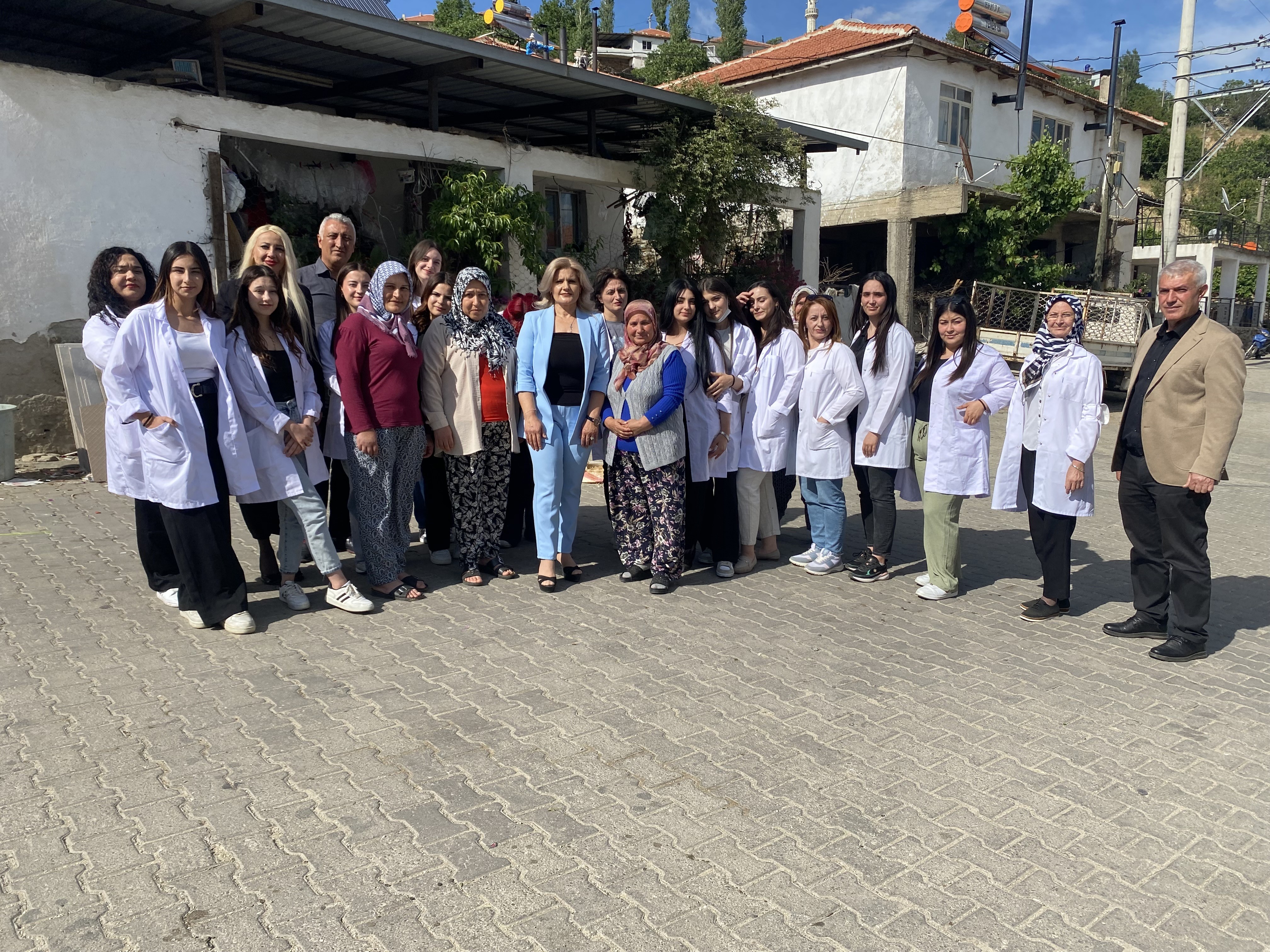 Köy Kahvesi Güzellik Salonuna Döndü (4)