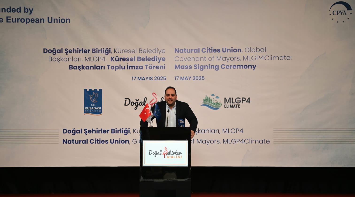 Küresel Belediye Baskanlari Imza Töreni 3