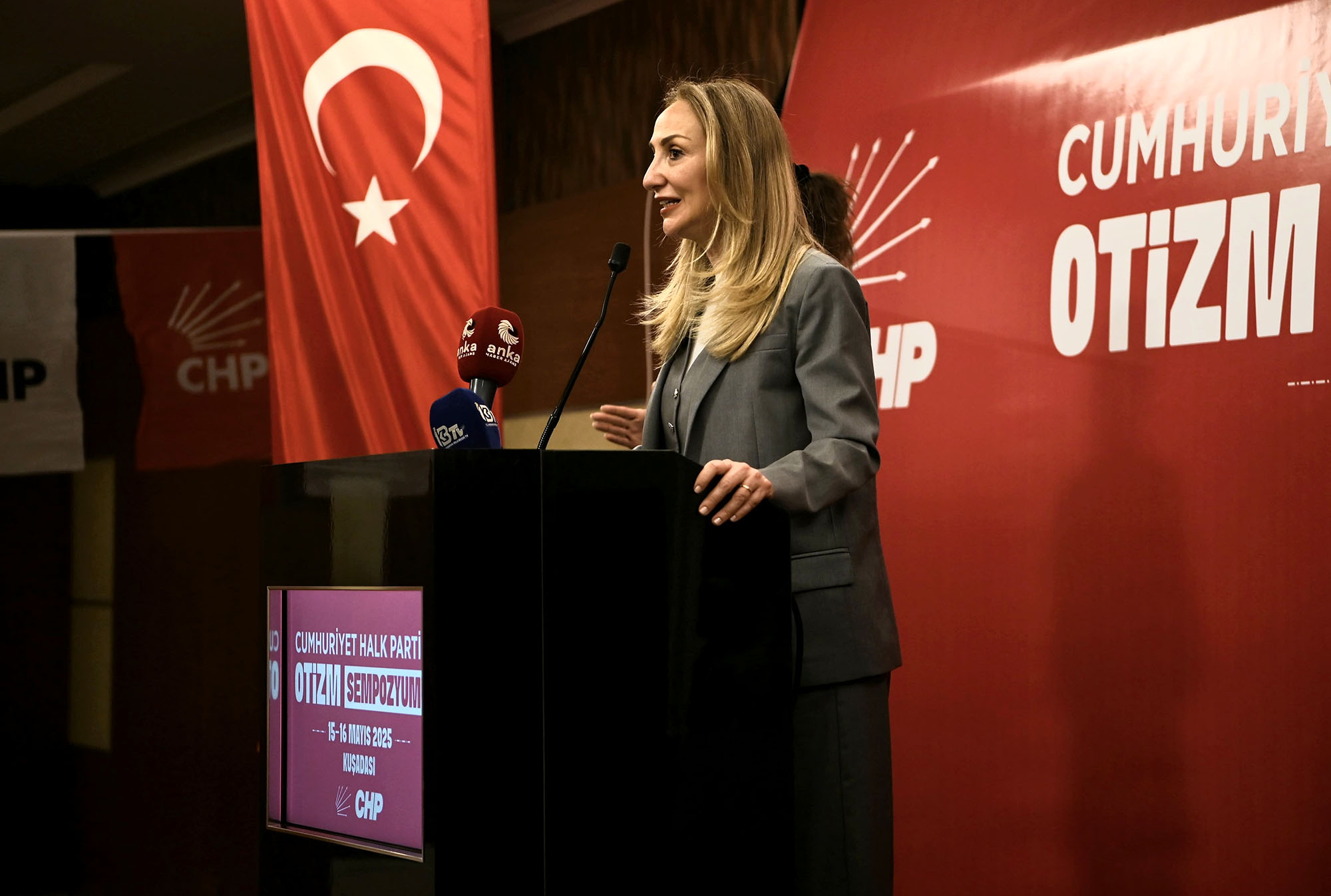 Otizm Sempozyumu (2)