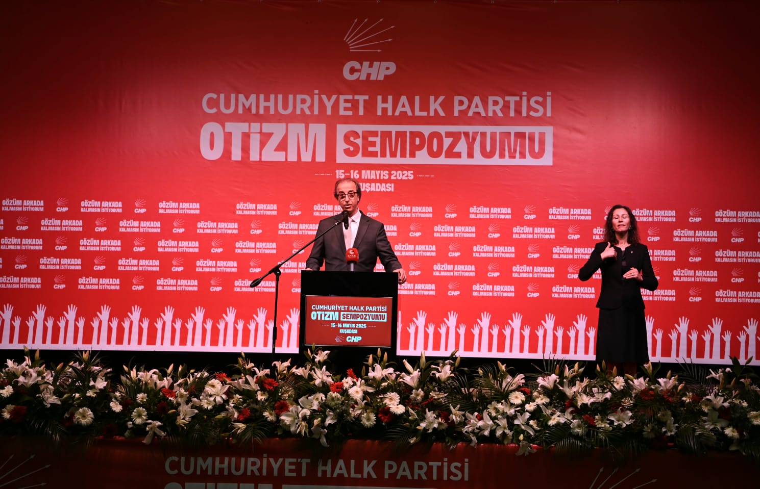 Otizm Sempozyumu Genel Başkan (8)