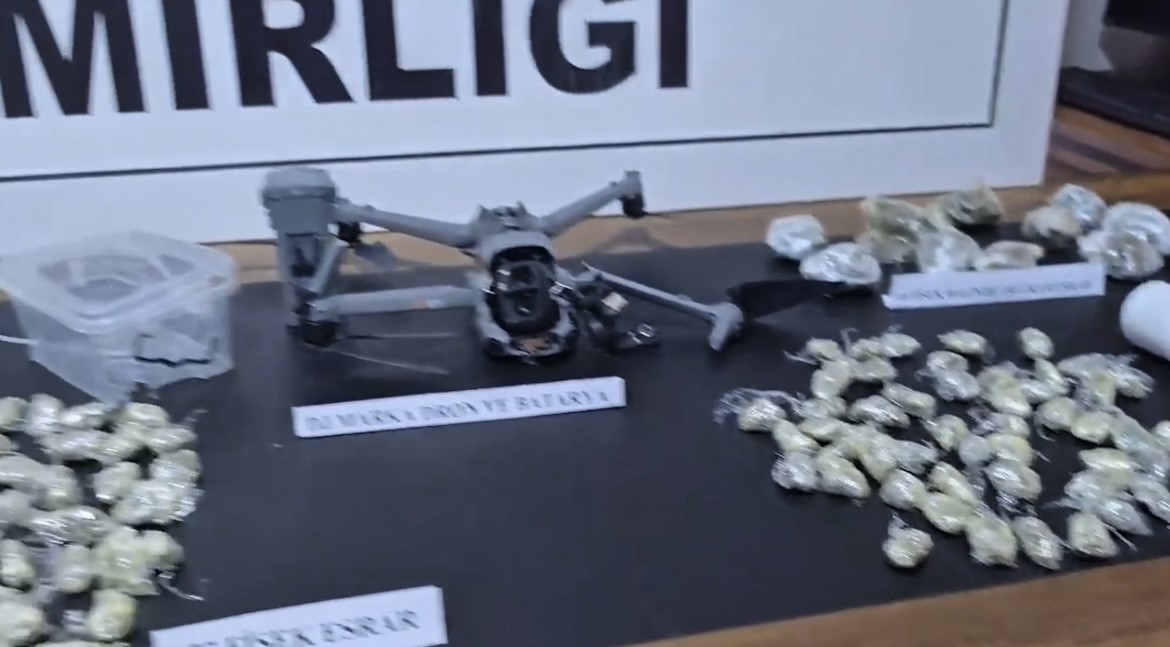 Polis Ekipleri Havada Etkisiz Hale Getirdi (3)