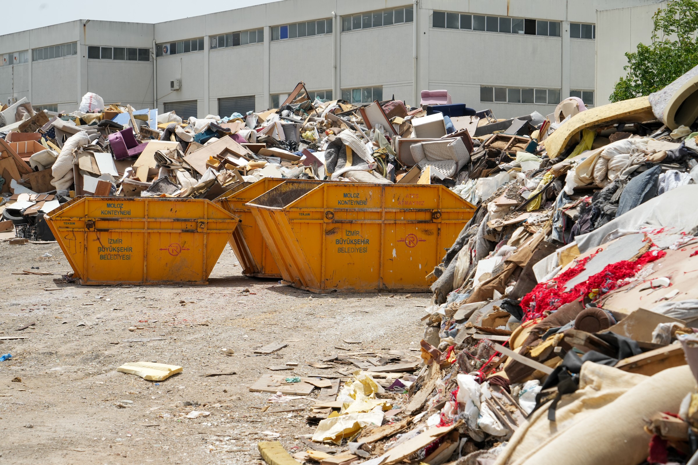 Şehrin Göbeğinde Açık Hava Çöp Alanı (8)