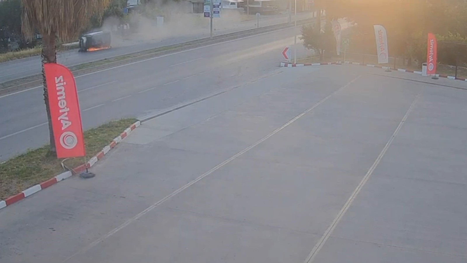 Takla Attı, Araçtan Çıkıp Kaçtı (5)