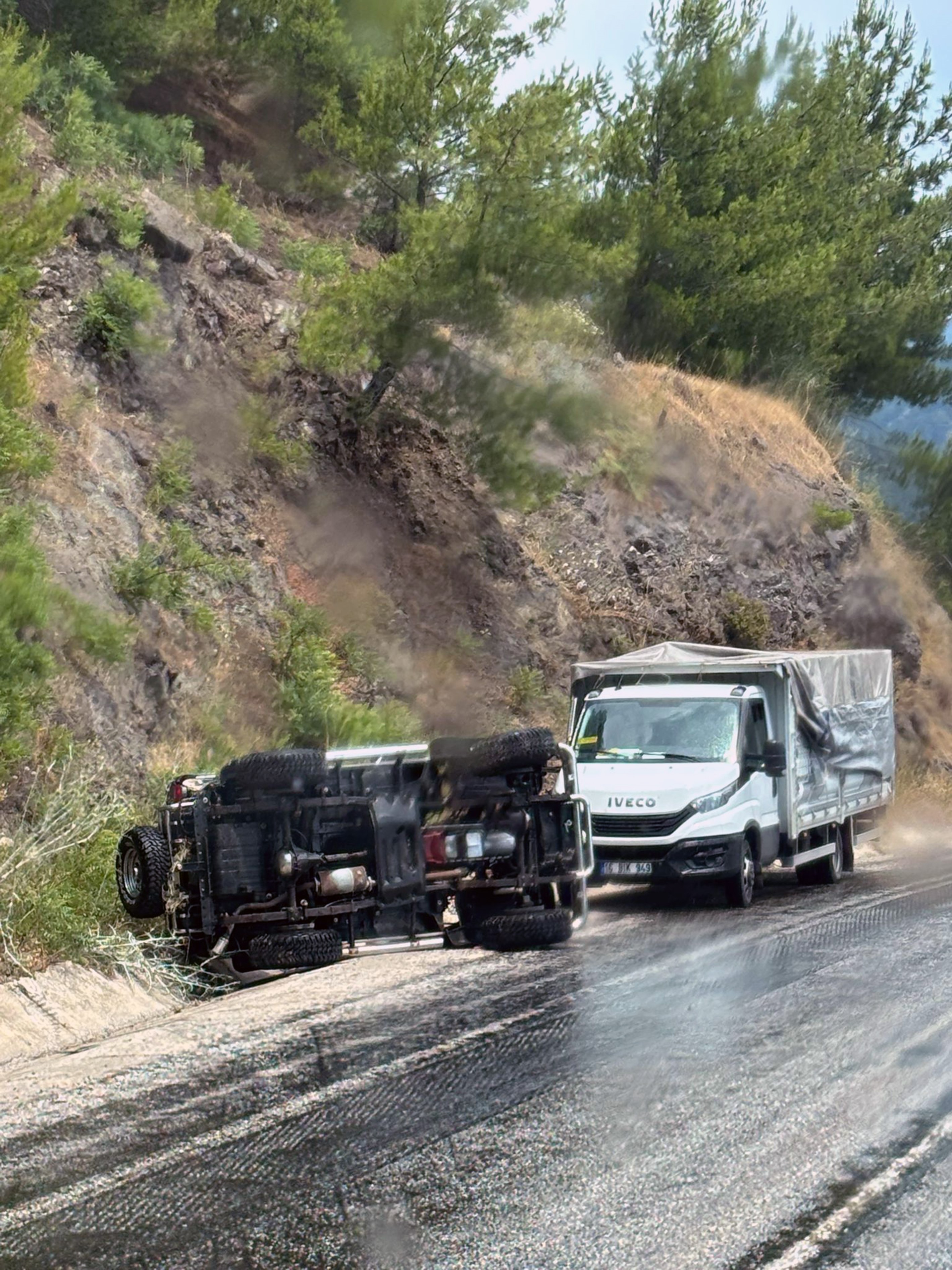 Trafik Kazasında 2 Kişi Hastanelik Oldu (4)