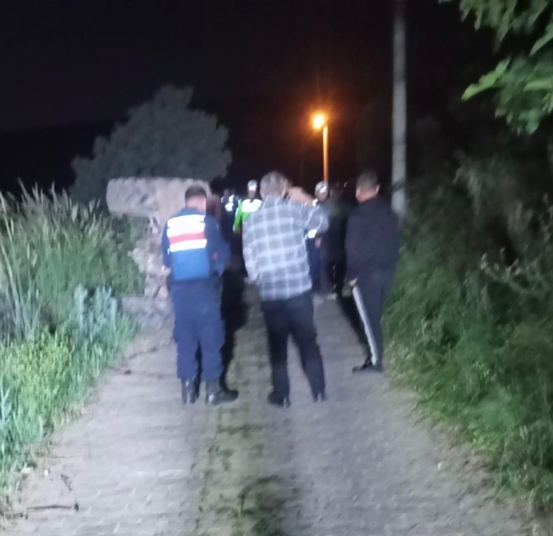 Traktör Kazasında 2 Çocuk Babası Hayatını Kaybetti (3)