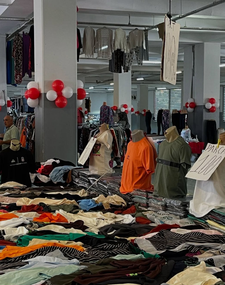 Yeni Bir Alışveriş Cenneti.. Aydın, İzmir, Denizli Bu Pazarda Buluşuyor (8)