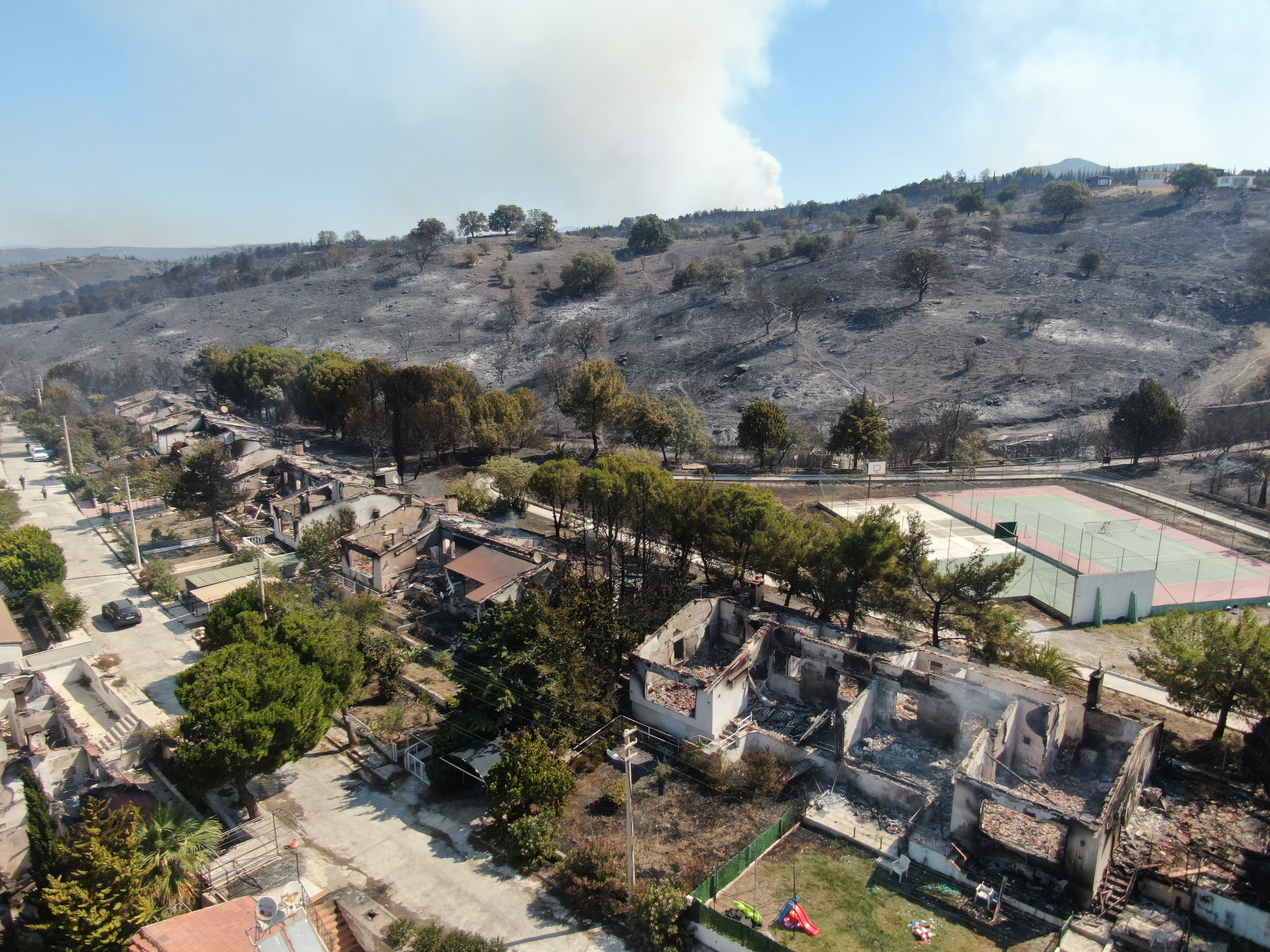 40 Yıllık Hatıraları Küle Döndü (4)