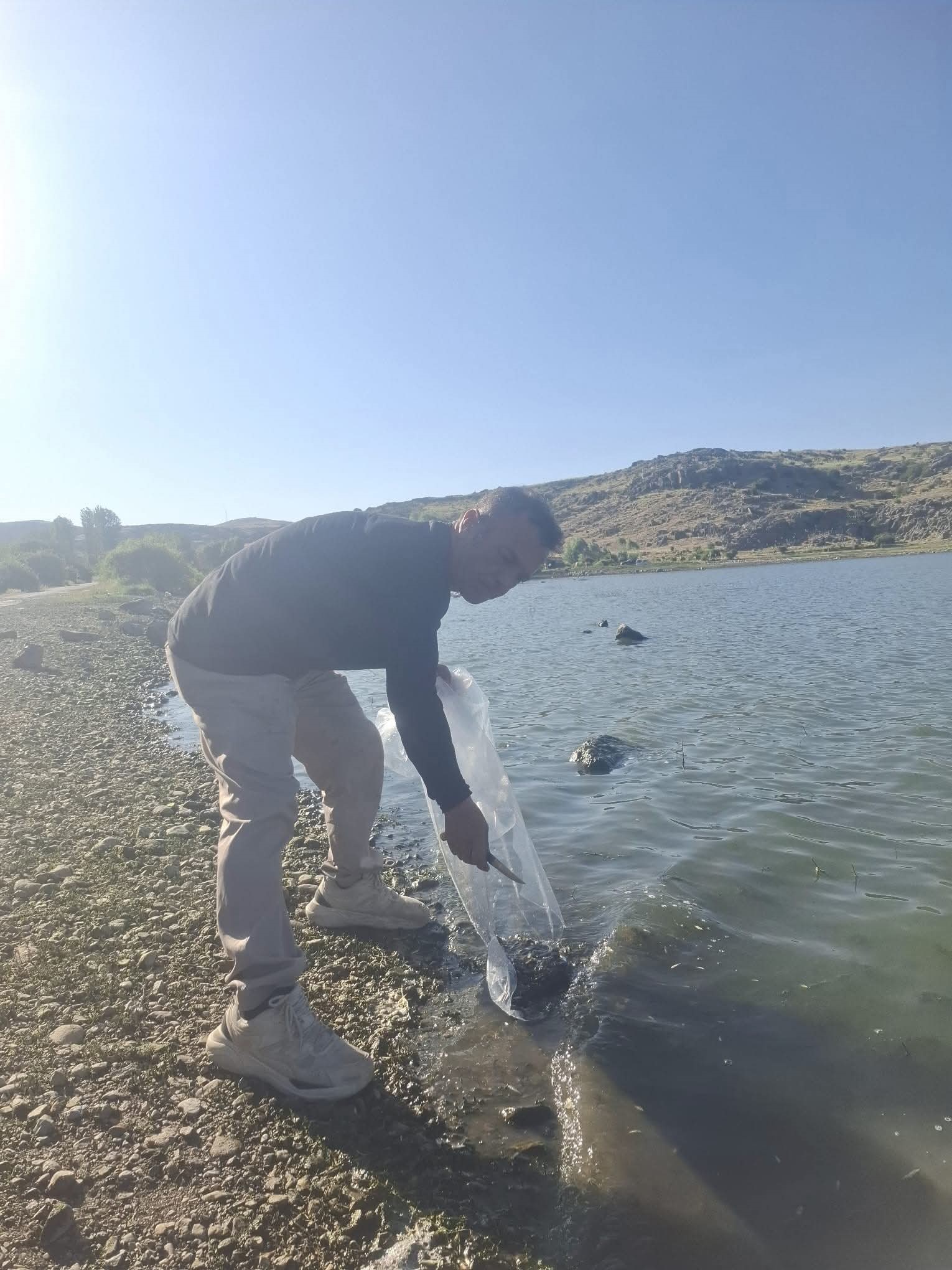 85 Bin Yavru Sazan Balığı Bırakıldı (2)