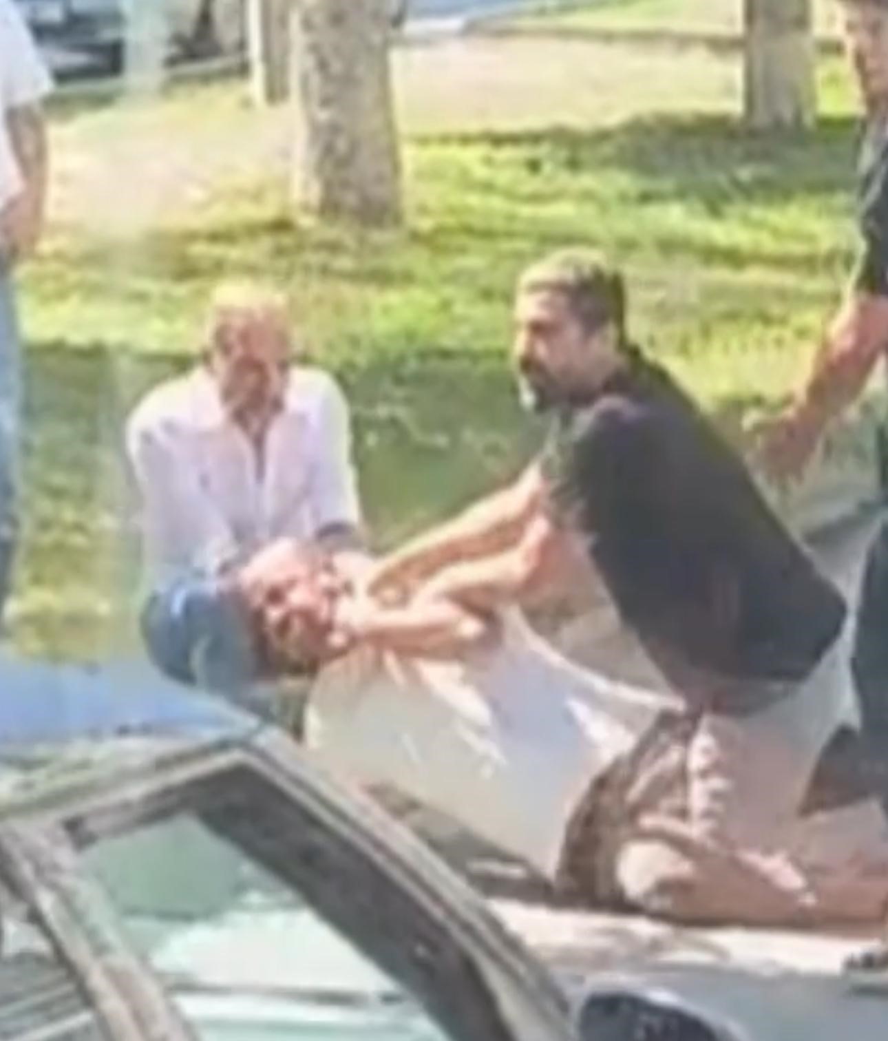 Akrabalarını Kemerle Boğmaya Çalışan Şüpheliler Ile Ilgili Sıcak Gelişme (3)