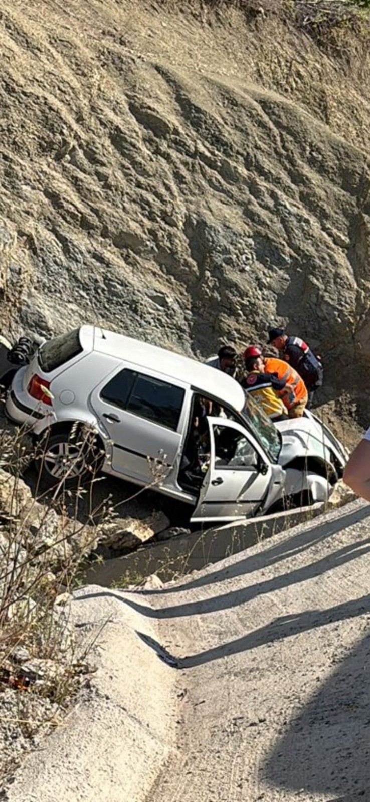 Anne Ve Baba Yaralandı, 12 Yaşındaki Çocukları Hayatını Kaybetti (2)