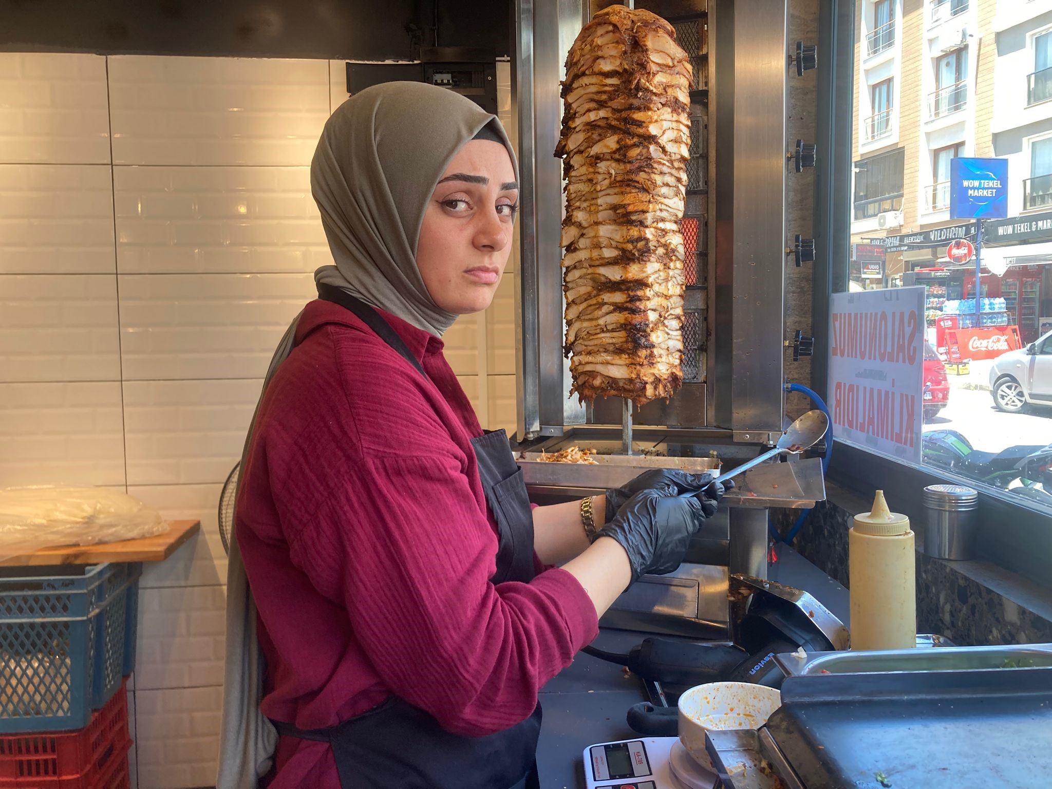 Asık Suratıyla Fenomen Oldu (3)