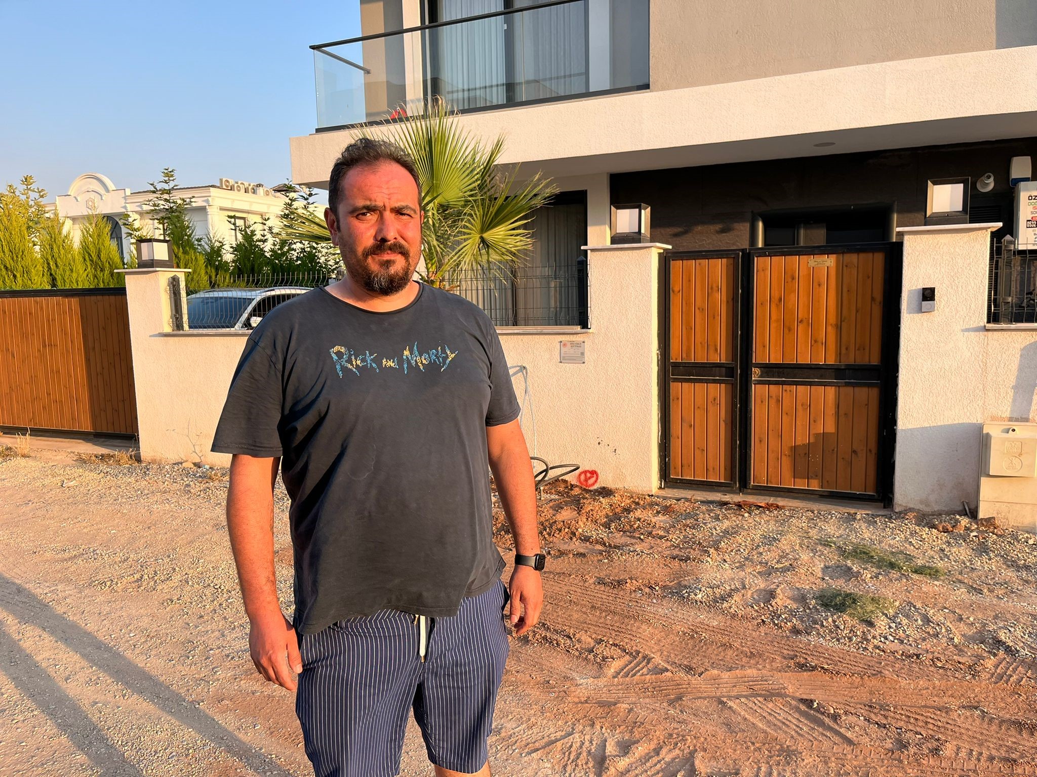 Aydın Efeler’de Vatandaşlar Toz Toprak Içinde Yaşıyor (6)