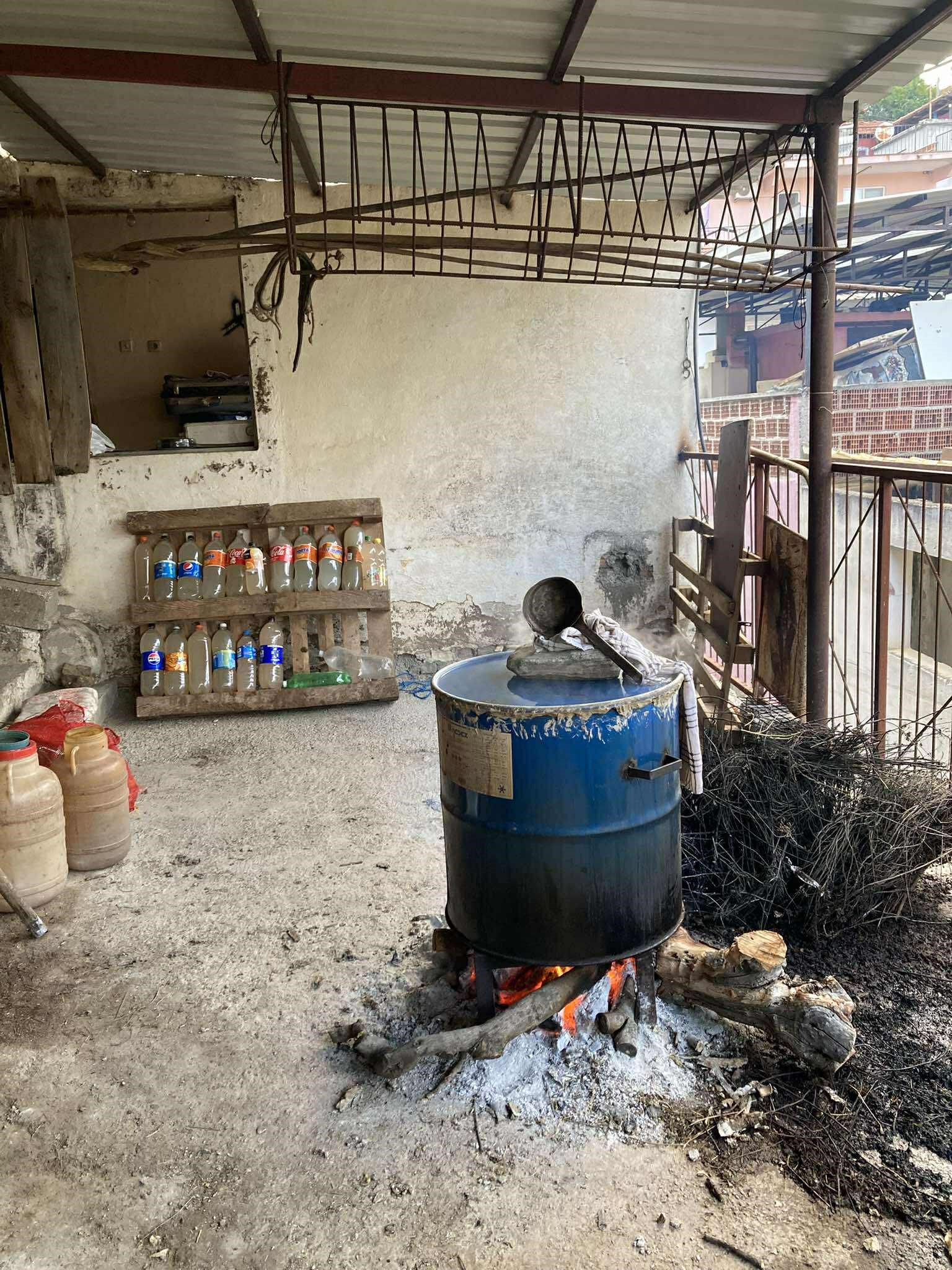 Aydın’da Kazan Kazan Kekik Kaynatıyorlar (3)