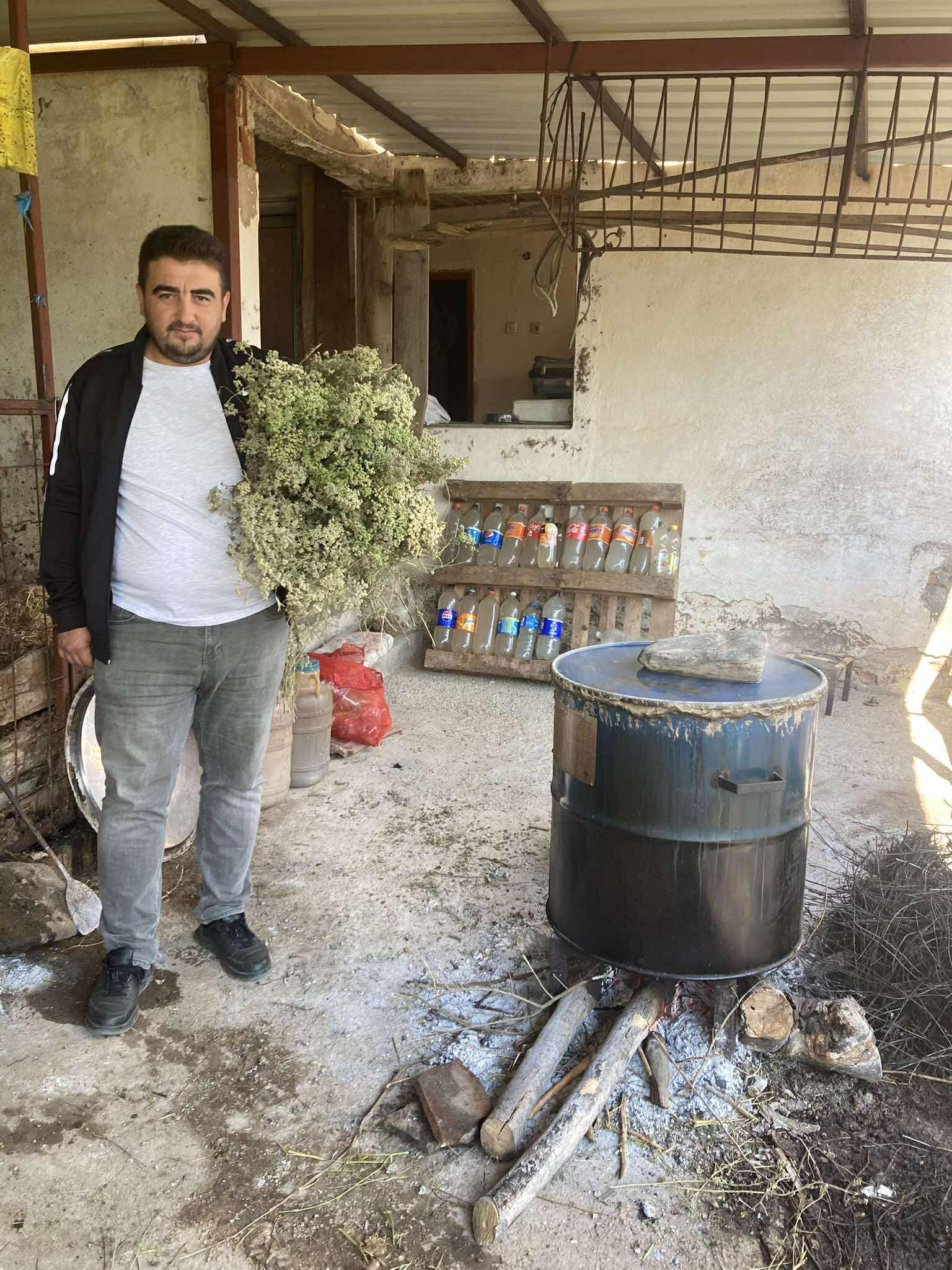 Aydın’da Kazan Kazan Kekik Kaynatıyorlar