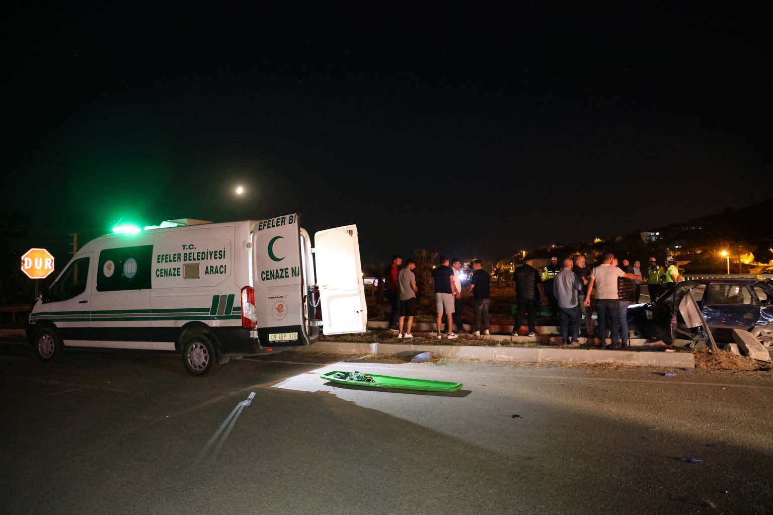 Aydın’da Korkunç Kaza.. 2 Kişi Can Verdi, 3 Kişi Yaralı (2)