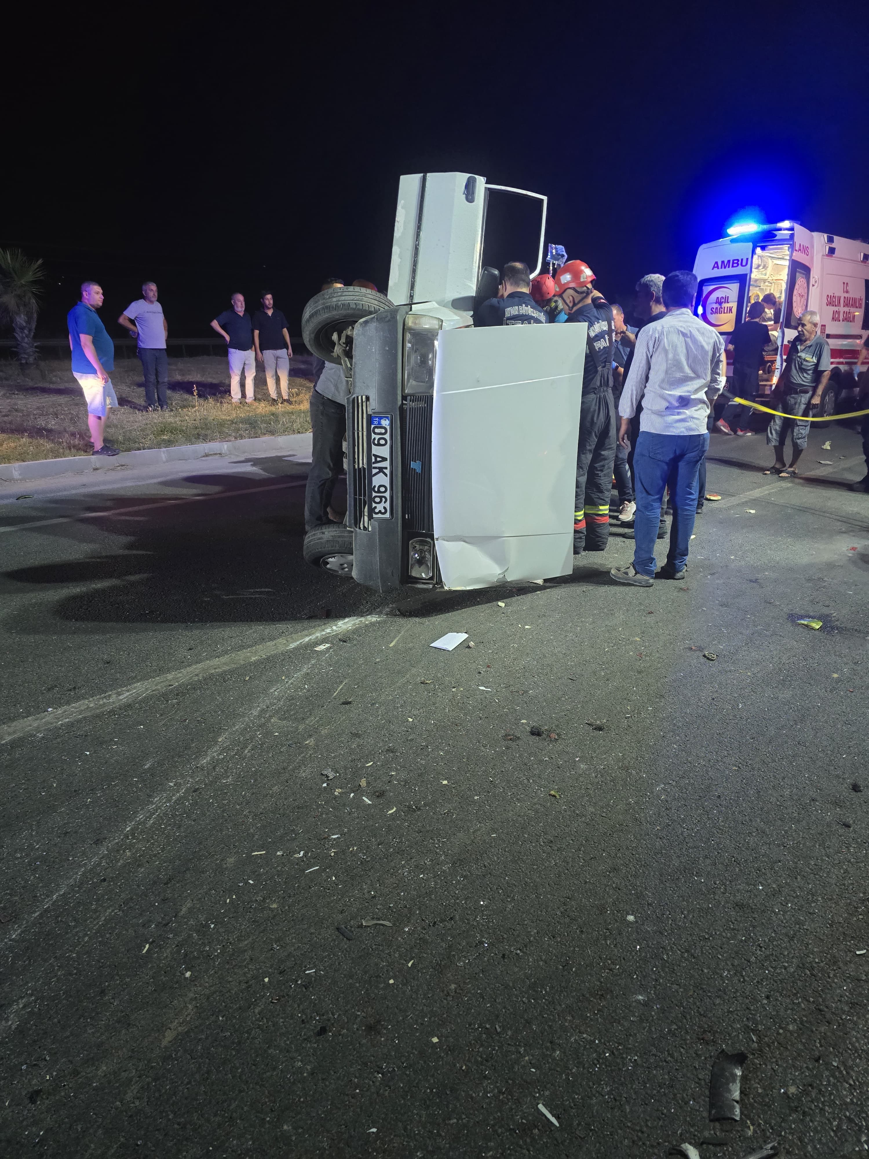Aydın’da Otomobil Yan Yattı (3)-1