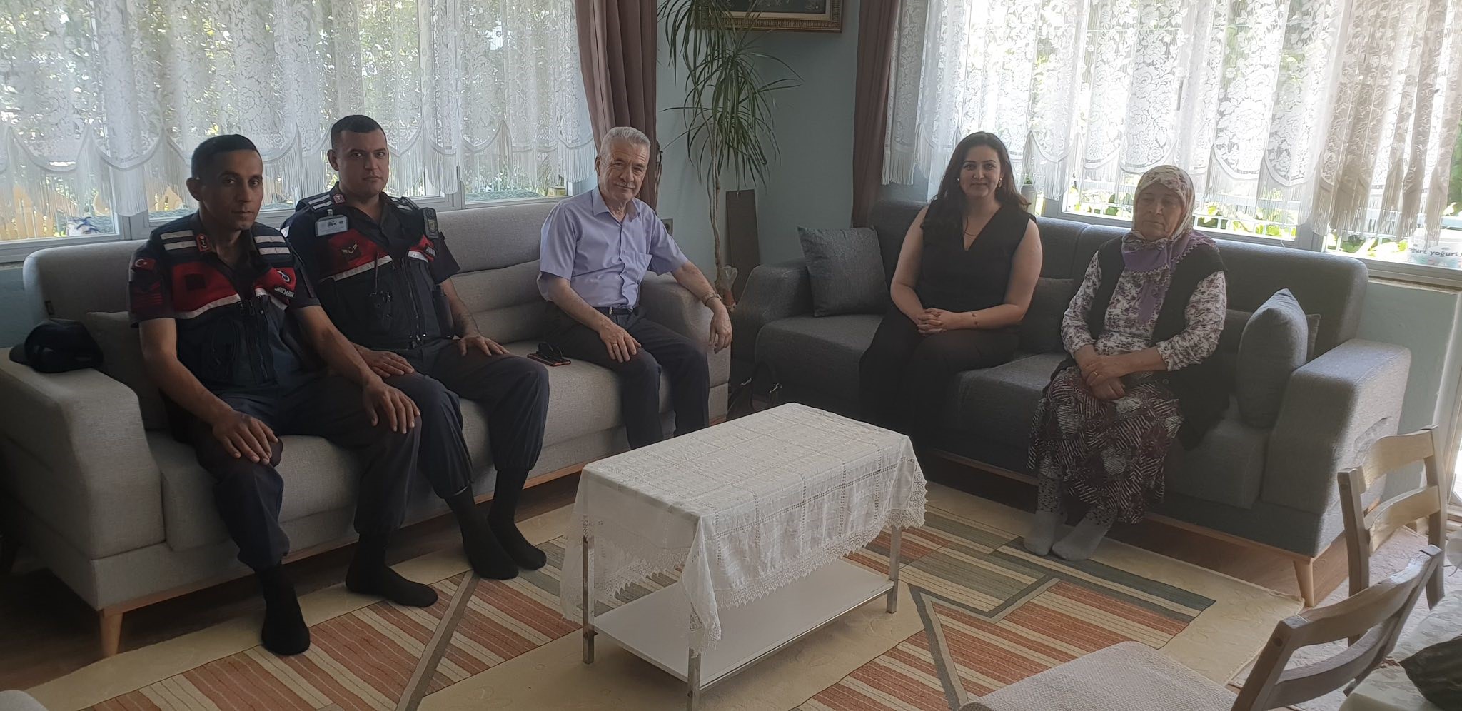 Aydın’da Şehit Ailelerine Bayram Ziyareti (2)