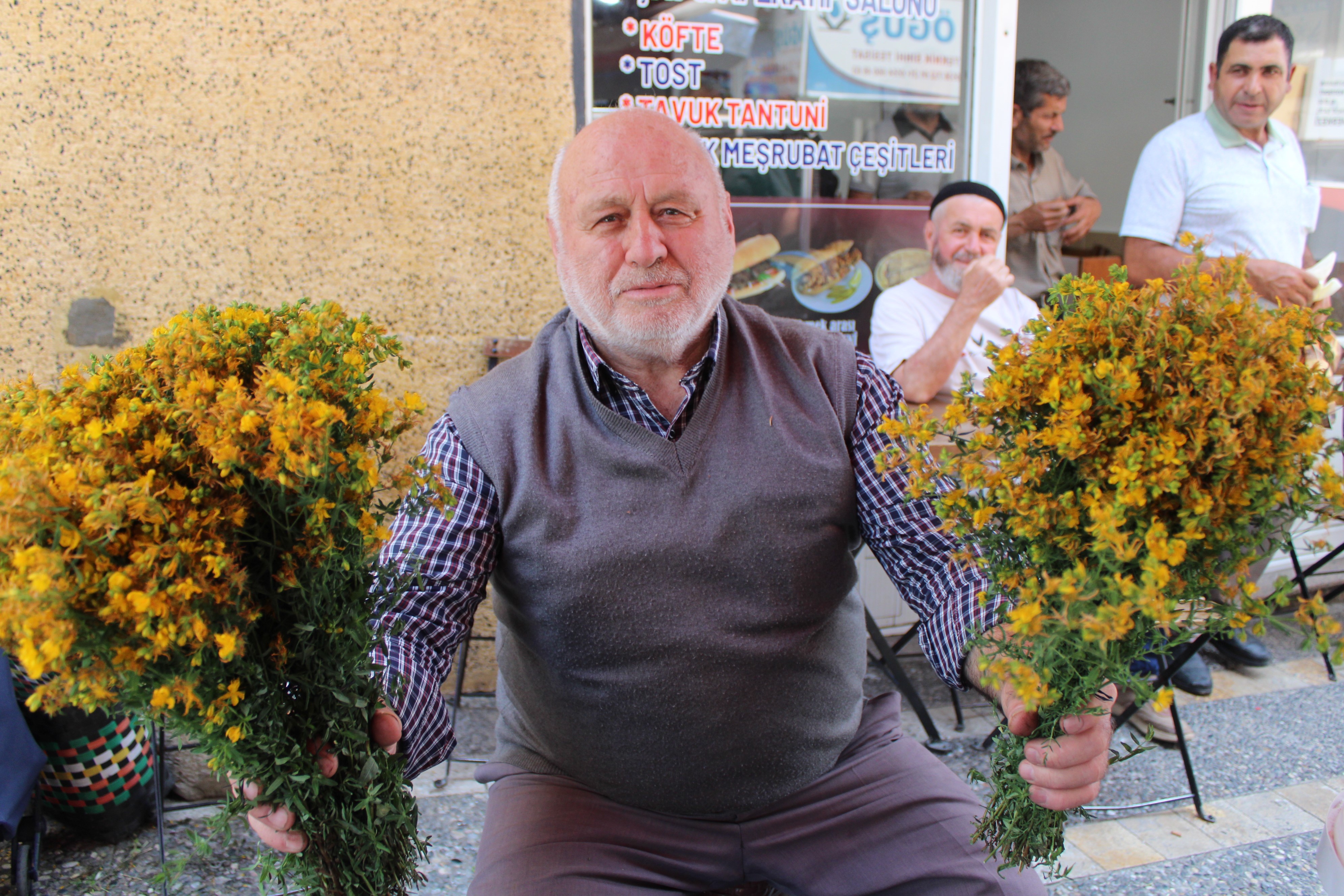 Aydın’da Tezgaha Çıktı, Hediye Değil Sağlık Için Satın Alınıyor (2)