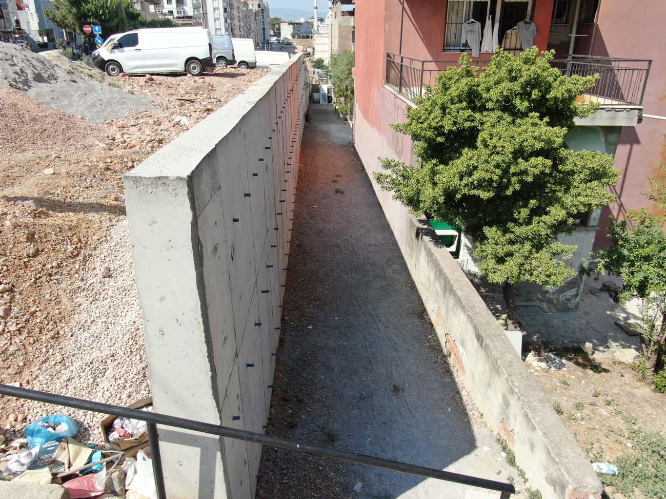 Bu Bulvar Çıkmaz Sokaklara Çıkıyor (10)