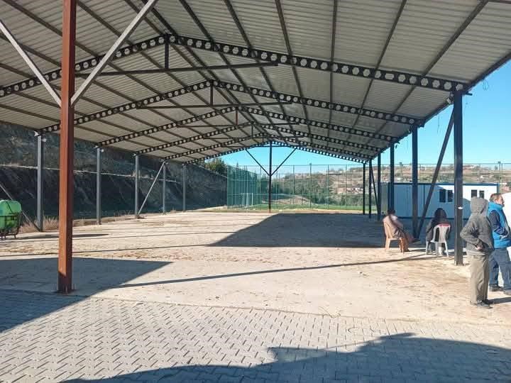 Bu Mahallede Düğünler Samanlıkta Yapılıyor (4)