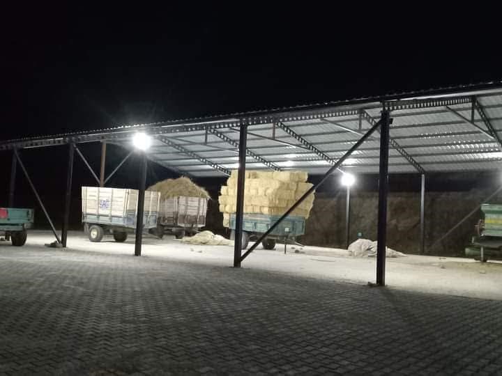 Bu Mahallede Düğünler Samanlıkta Yapılıyor