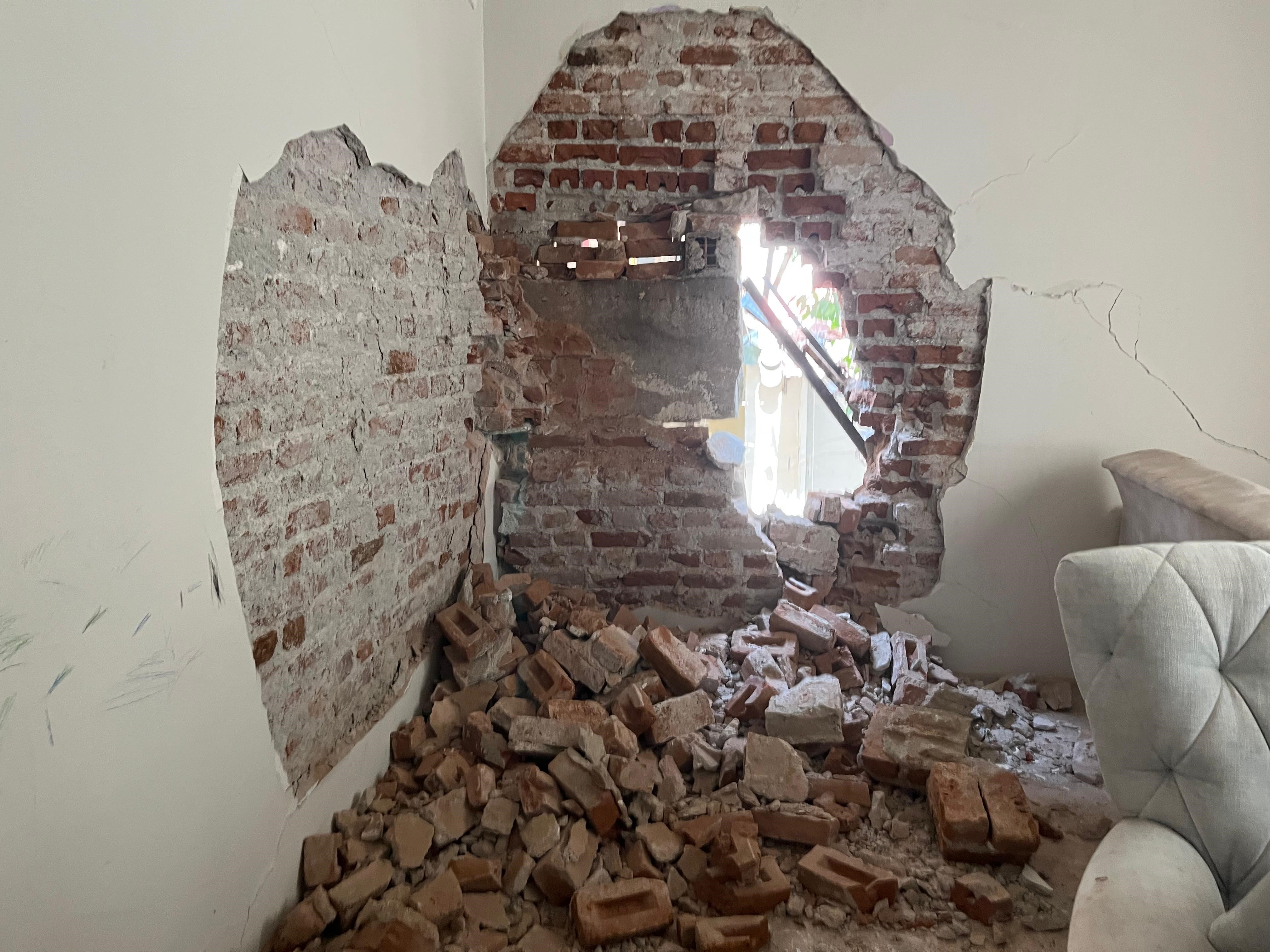 Evleri Başlarına Yıkıldı (4)