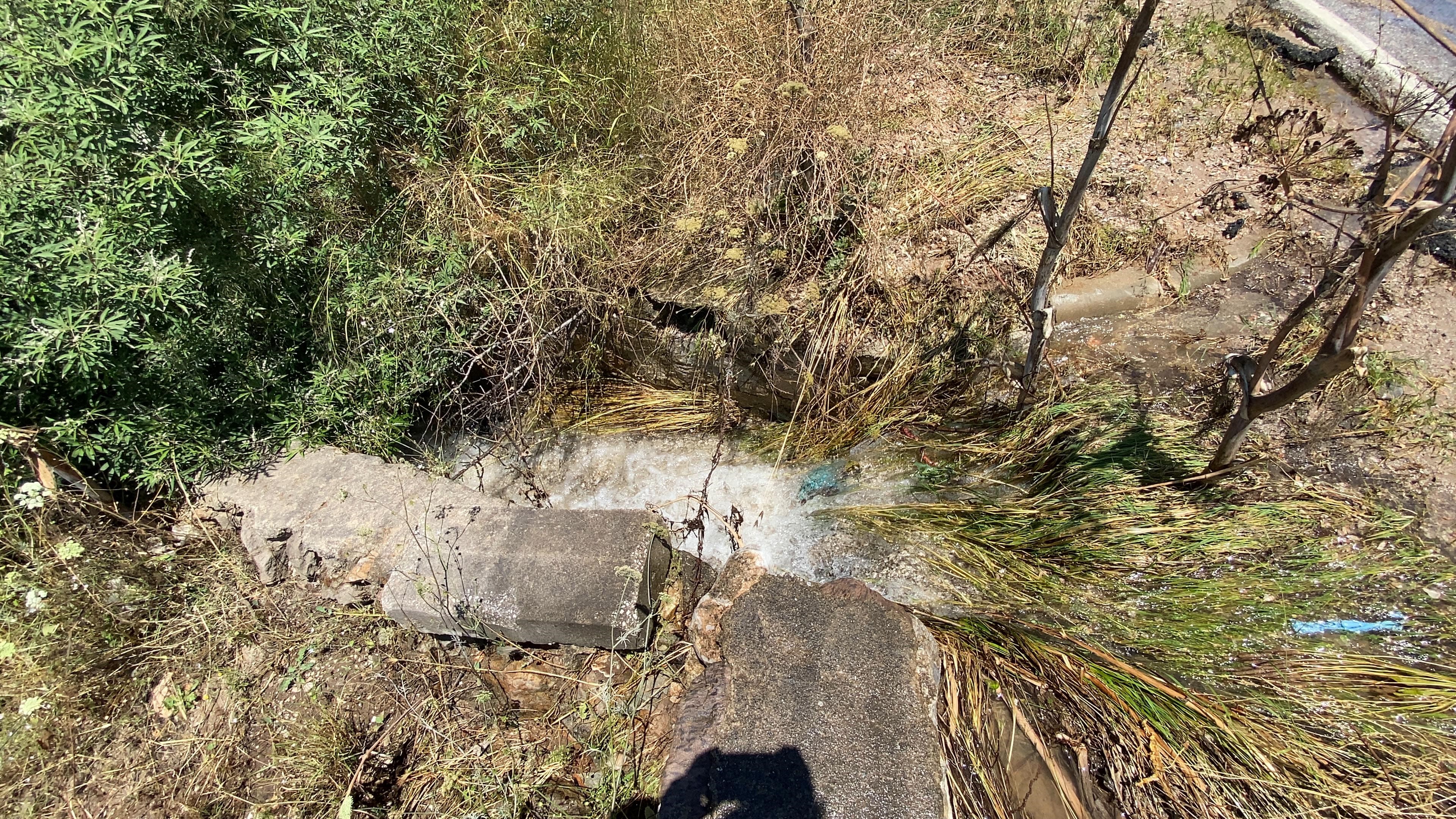 İsale Hattı Patladı, Tanker Çukura Düştü (5)