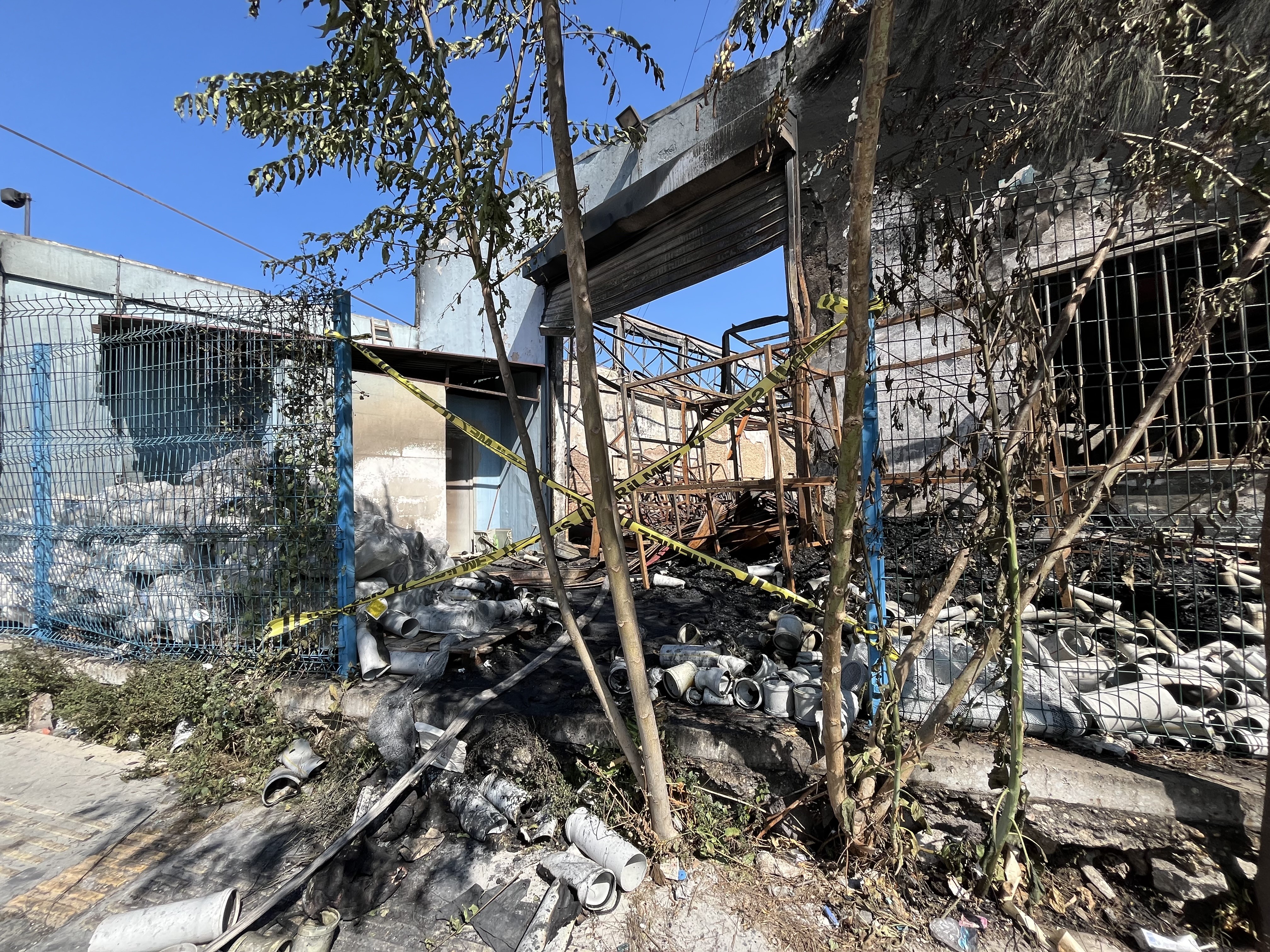 İzmir’deki Yangının Bilançosu Gün Ağarınca Ortaya Çıktı (11)