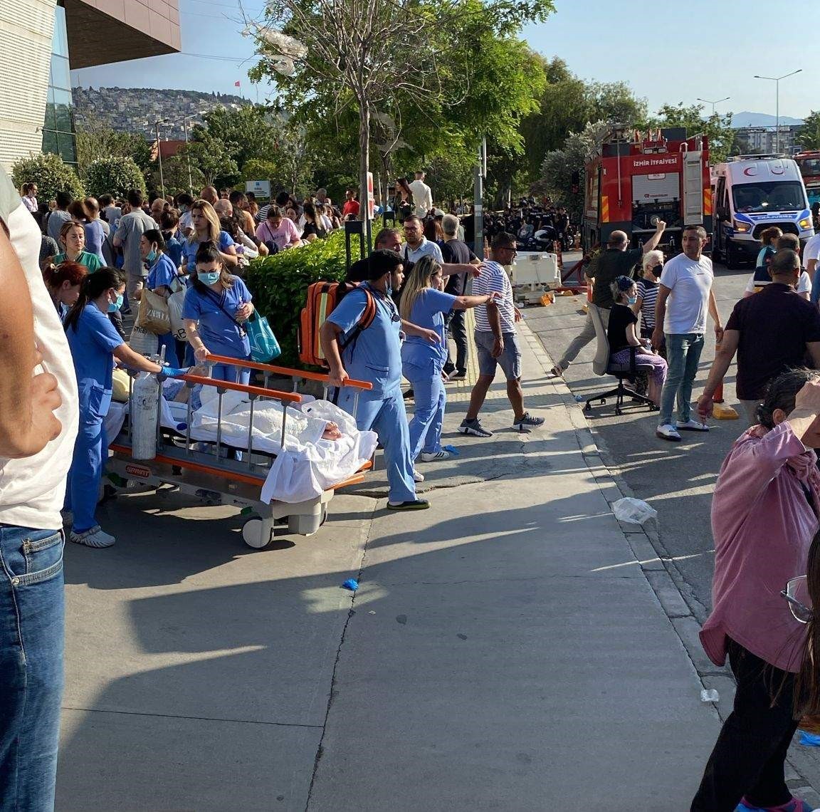 İzmir’deki Yangının Bilançosu Gün Ağarınca Ortaya Çıktı (15)