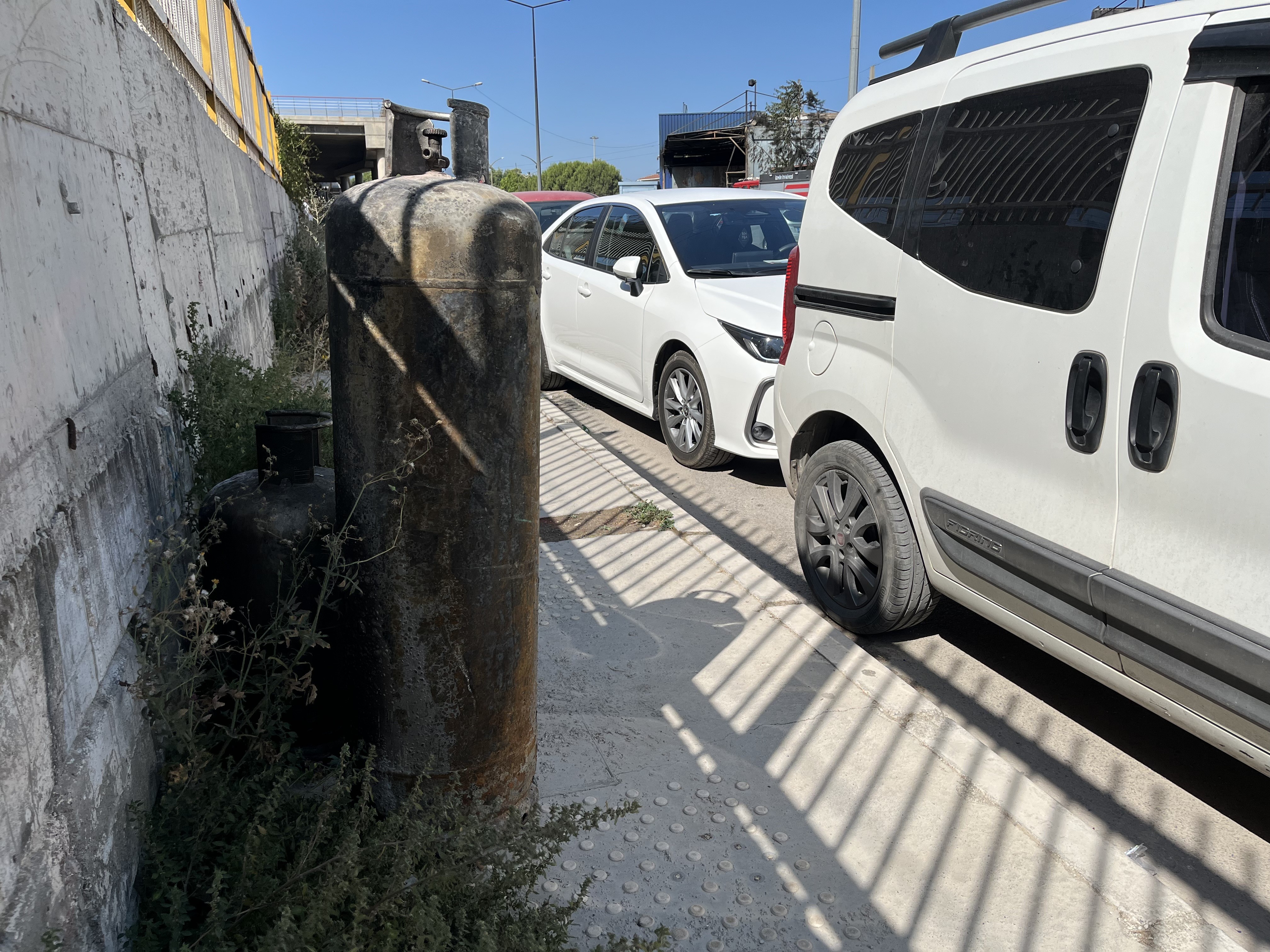 İzmir’deki Yangının Bilançosu Gün Ağarınca Ortaya Çıktı (5)
