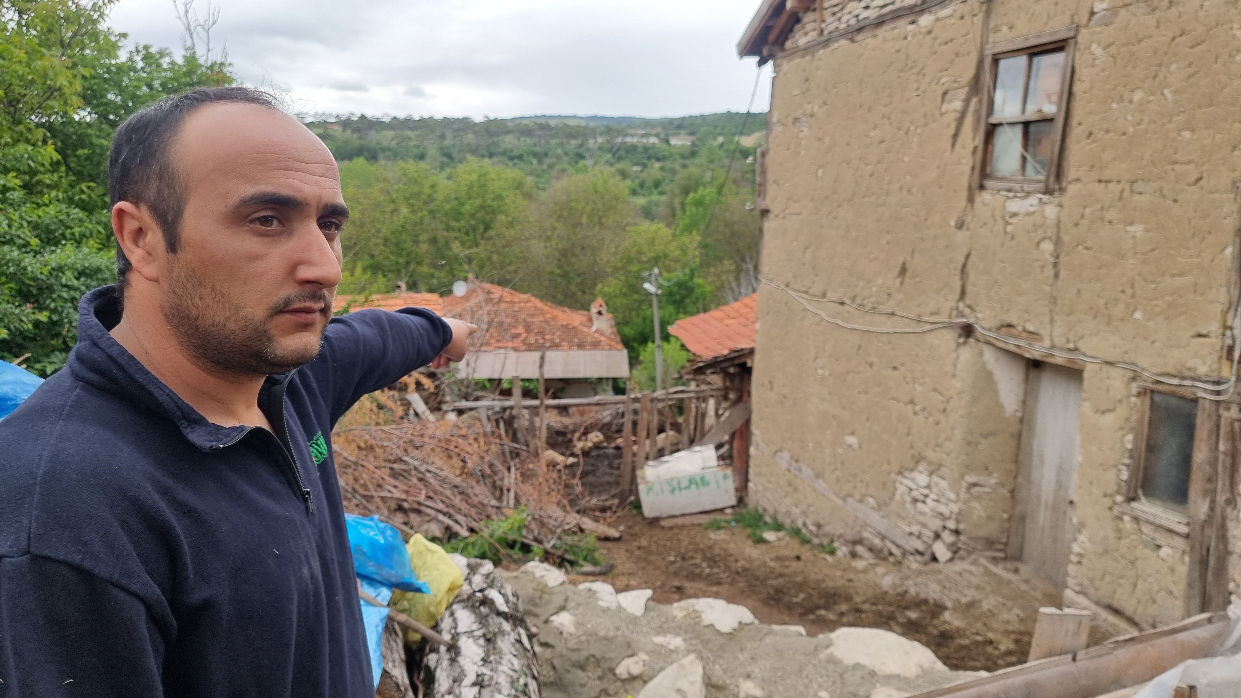 Kurtların Saldırısında 11 Koyun Telef Oldu