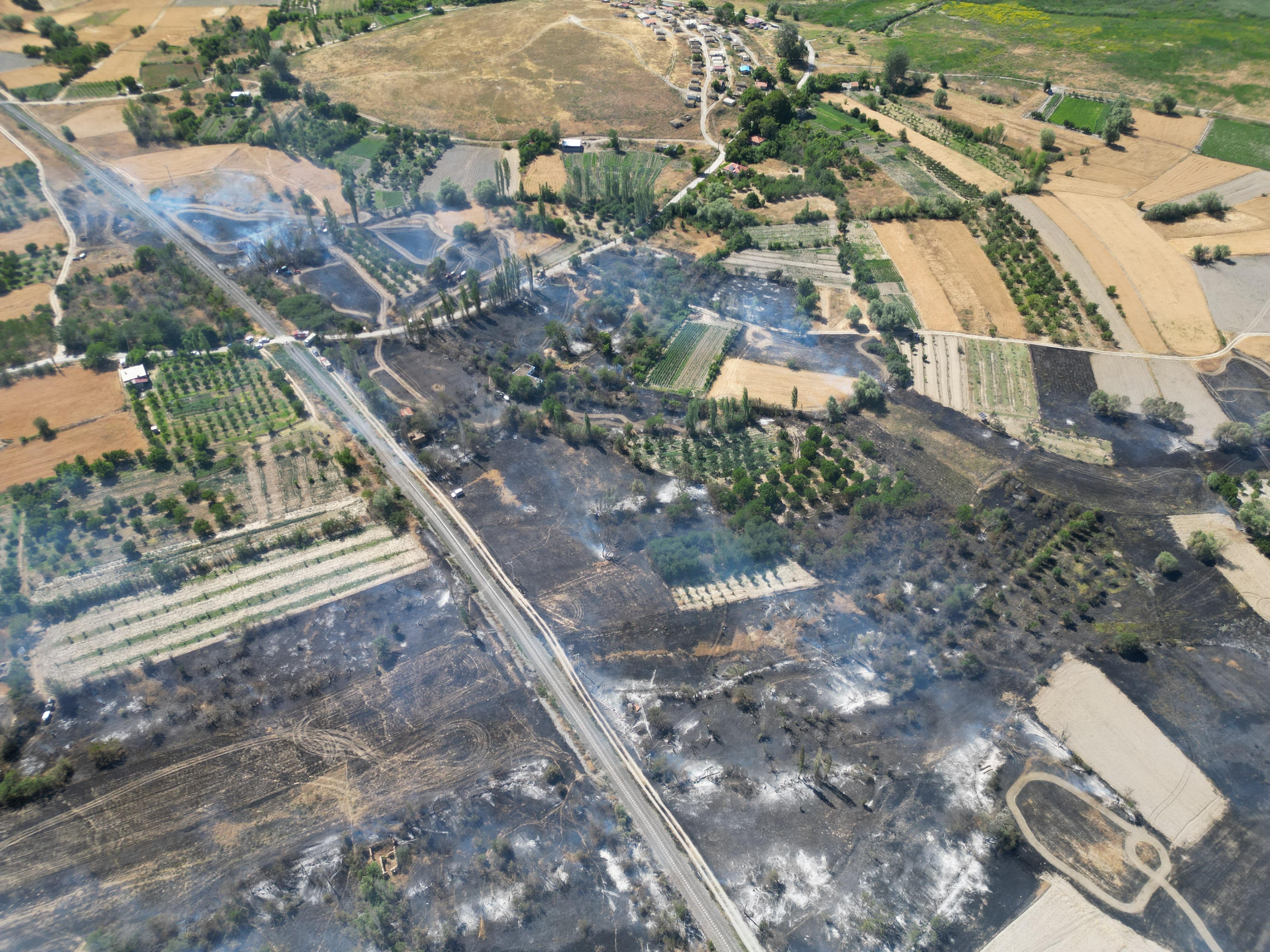 Tarım Arazileri Yanıyor (4)