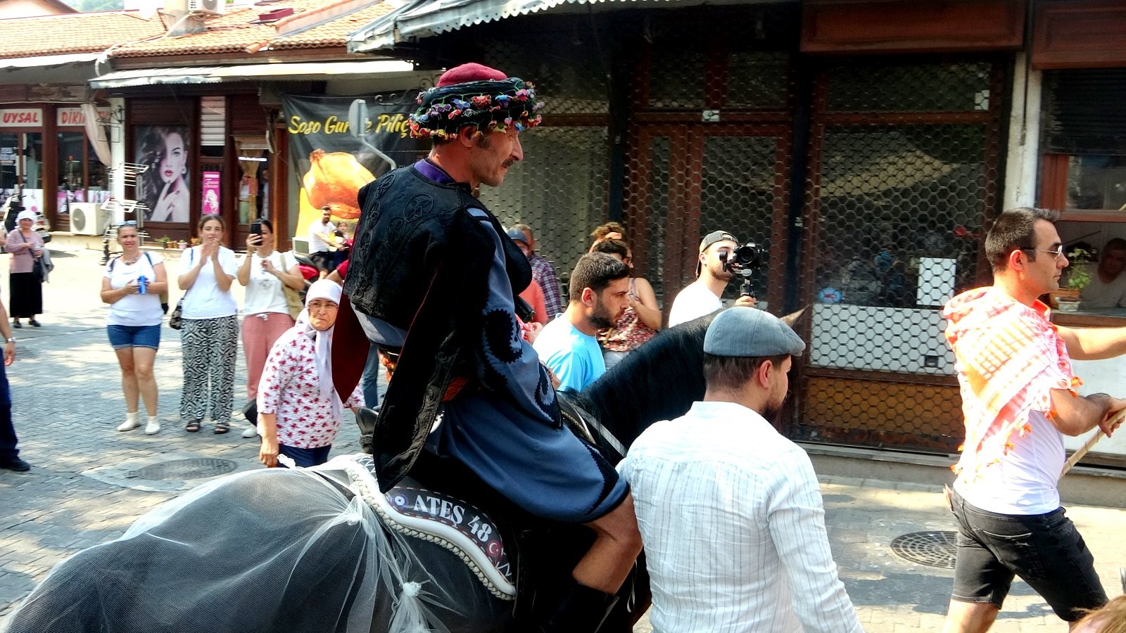 Yörük Düğünlerinden Rodos Mutfağına, Bu Festivalde Lezzet Sofraları Kuruldu (6)