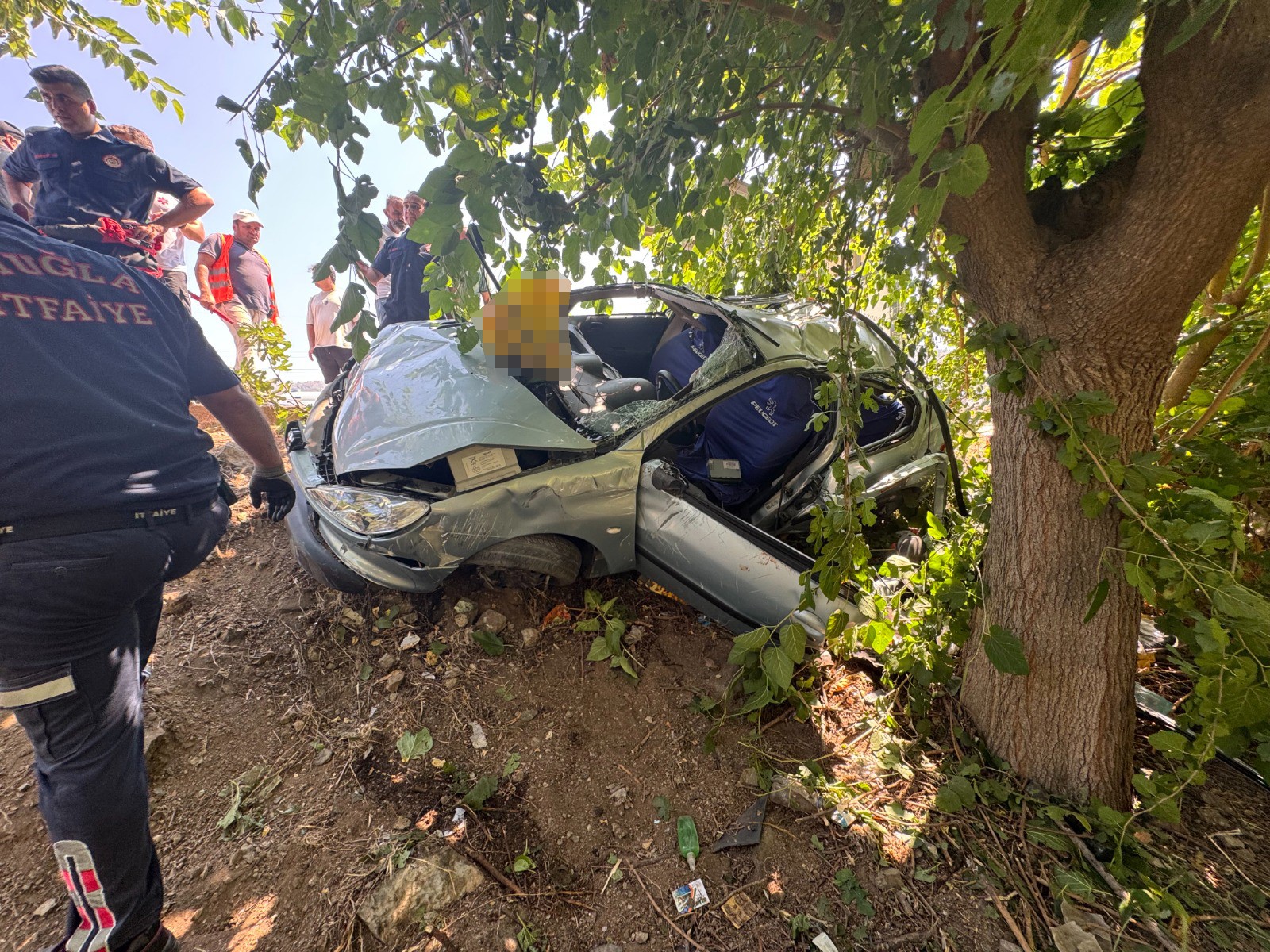 2 Kişi Hayatını Kaybetti, 1 Kişi Yaralandı (4)