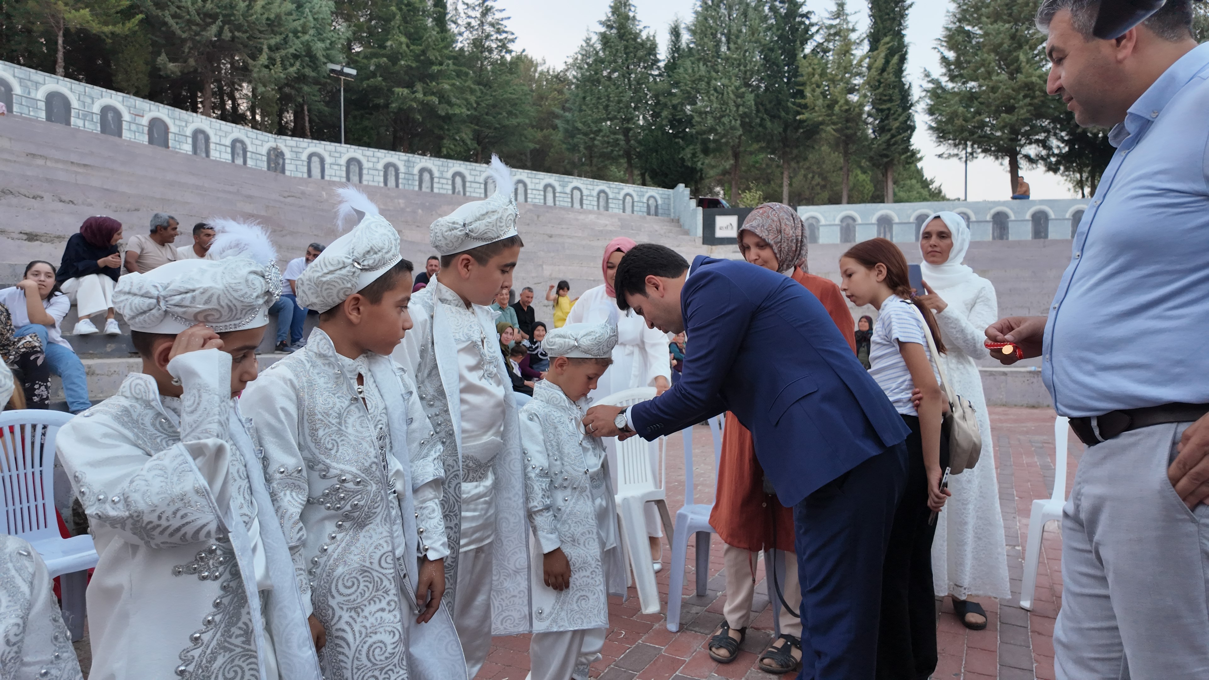 20 Çocuk Sünnet Ettirildi (4)
