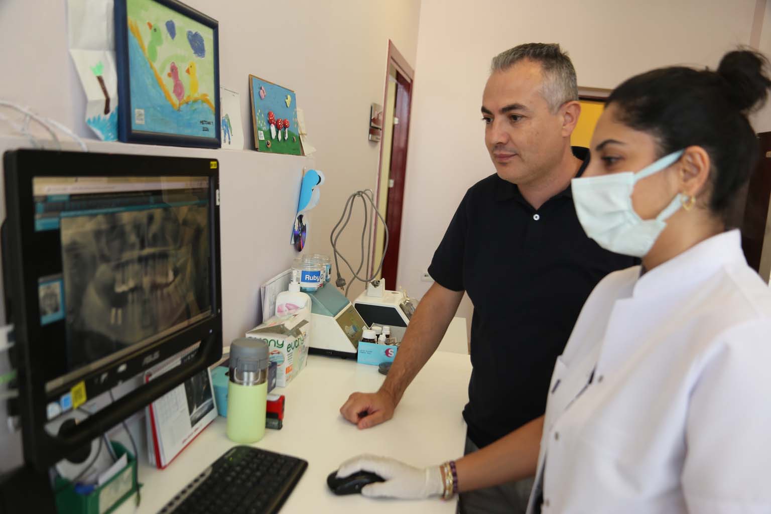 Aydın, İzmir, Denizli, Muğla Implant Tedavisi Için Buraya Gidiyor. (4)