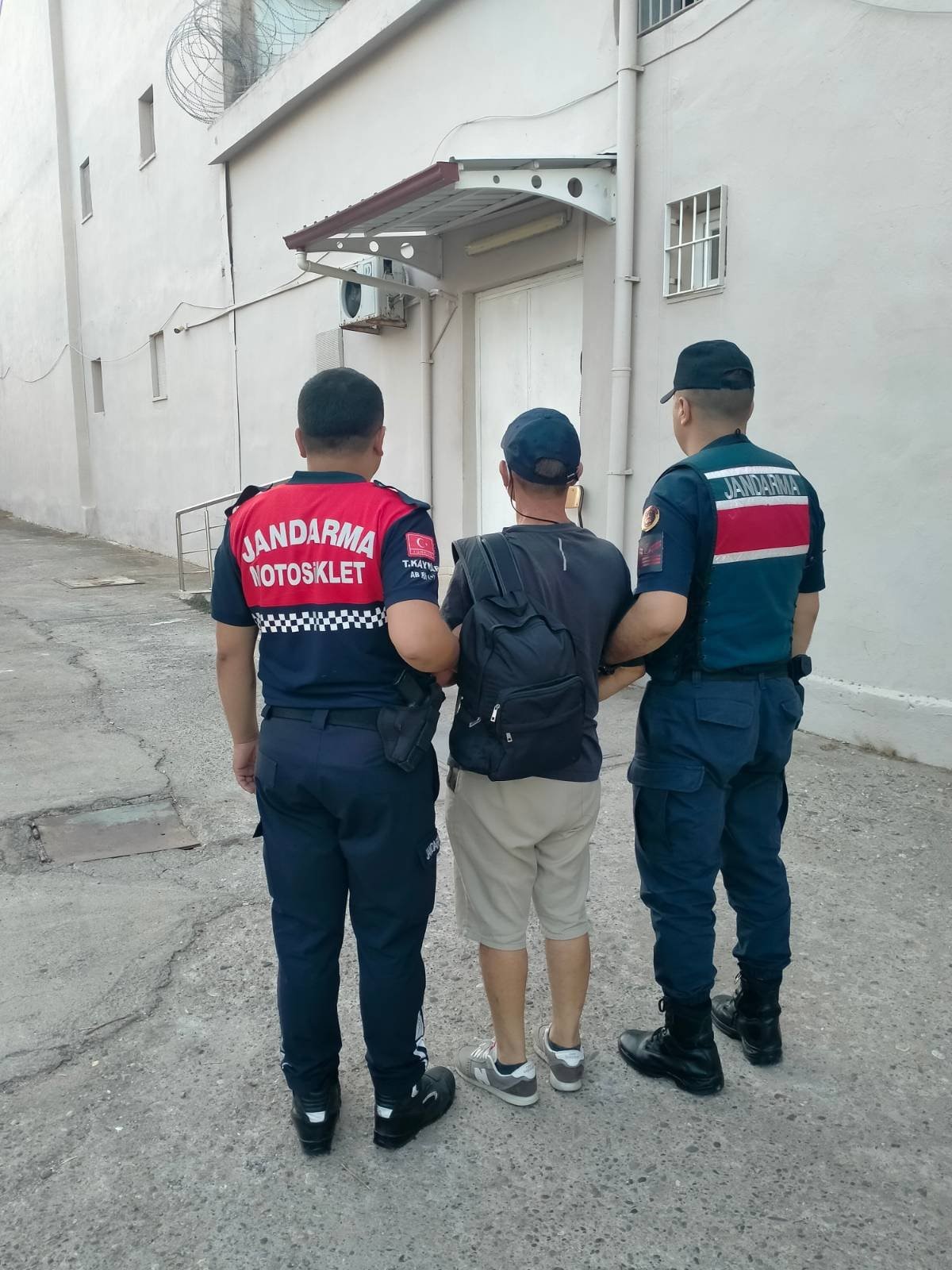 Aydın’da 57 Yaşındaki Adam Yakalandı (3)