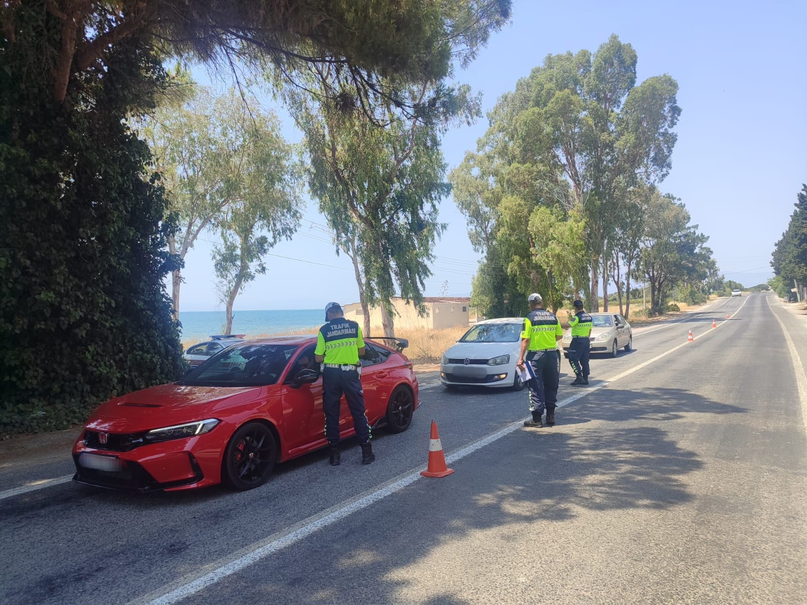 Aydın’da Çevirme Yapıldı, 28 Sürücüye Ceza Kesildi (4)