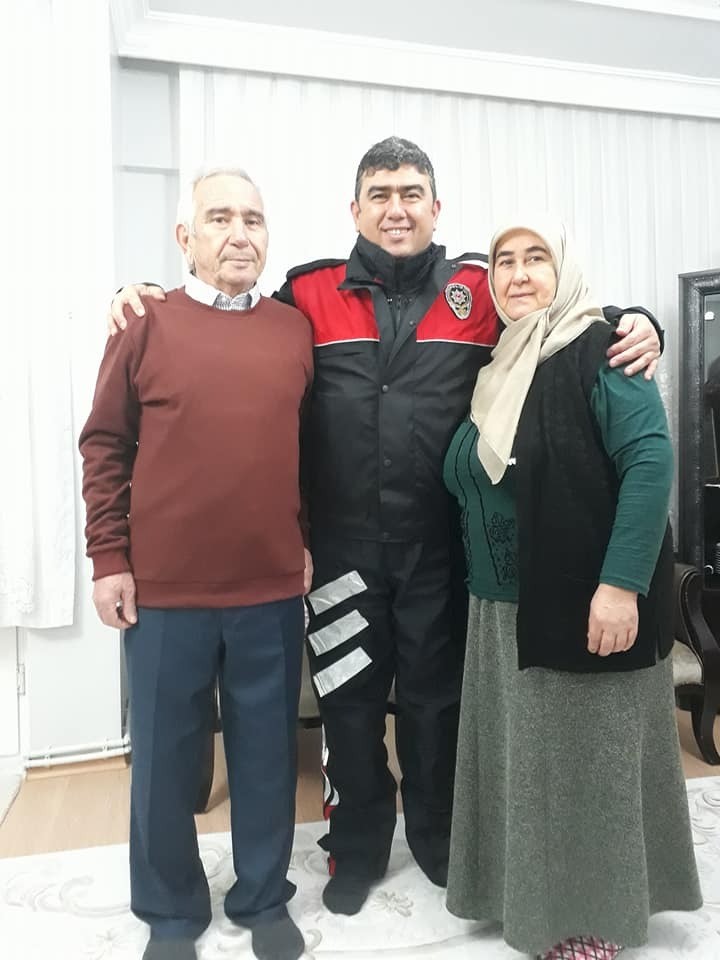 Aydın’da Görev Yapan Polisten Acı Haber (3)