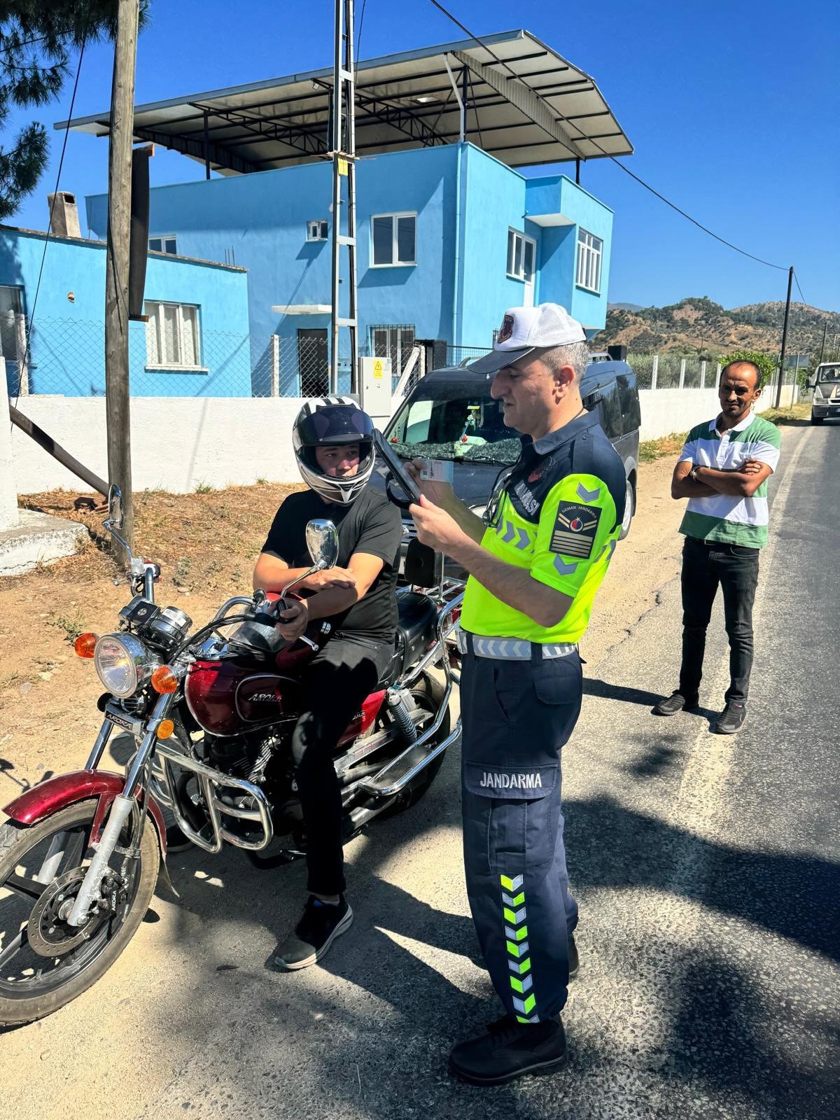Aydın’da Jandarmadan Şok Çevirme.. 18 Sürücüye Ceza Kesildi (3)