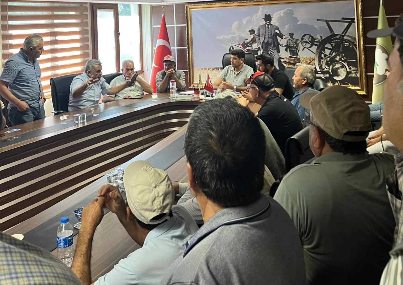 Aydın’da Kriz Giderek Büyüyor