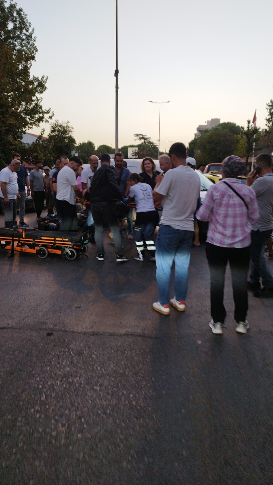 Aydın’da Motosiklet Ile Araba Çarpıştı (3)