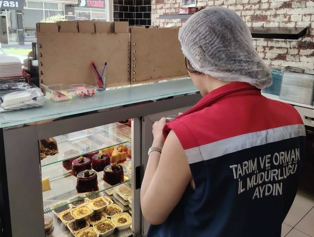 Aydın’da Tatlıcılar Denetlendi