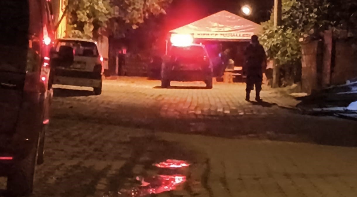 Dayı Yeğen Kavgasında Ortalık Fena Karıştı (4)