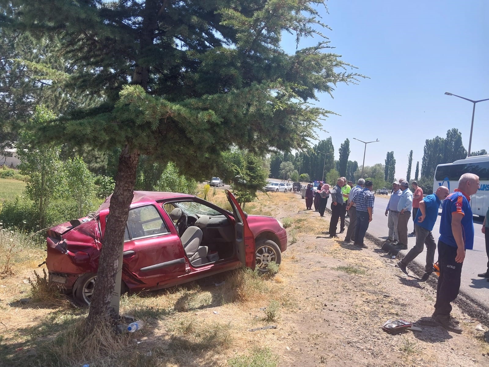 Feci Kazada 1 Kişi Öldü, 5 Kişi Yaralandı (2)